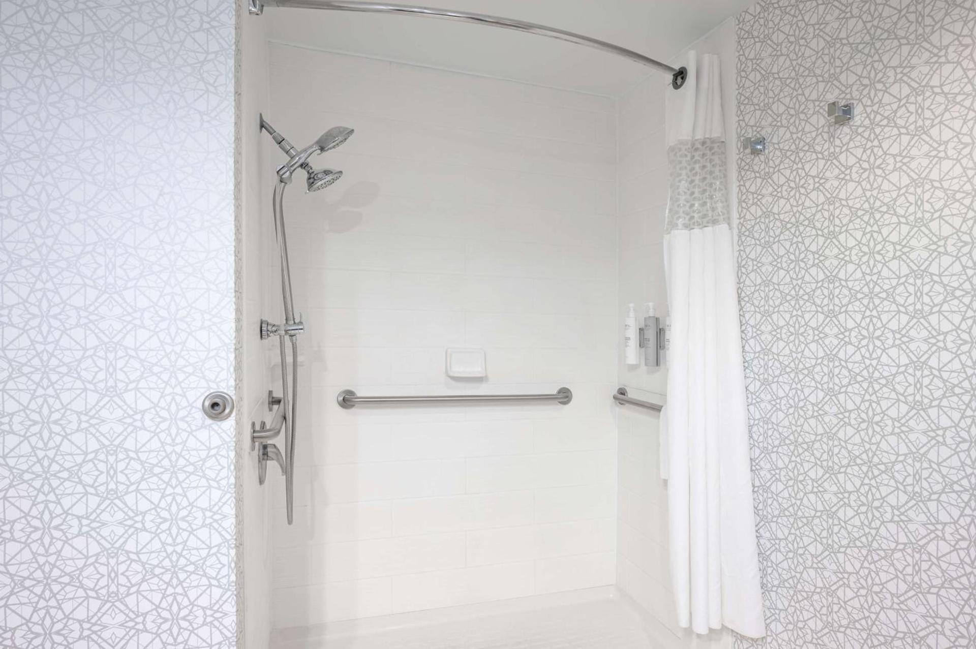Hampton Inn Baltimore/White Marsh photo 55