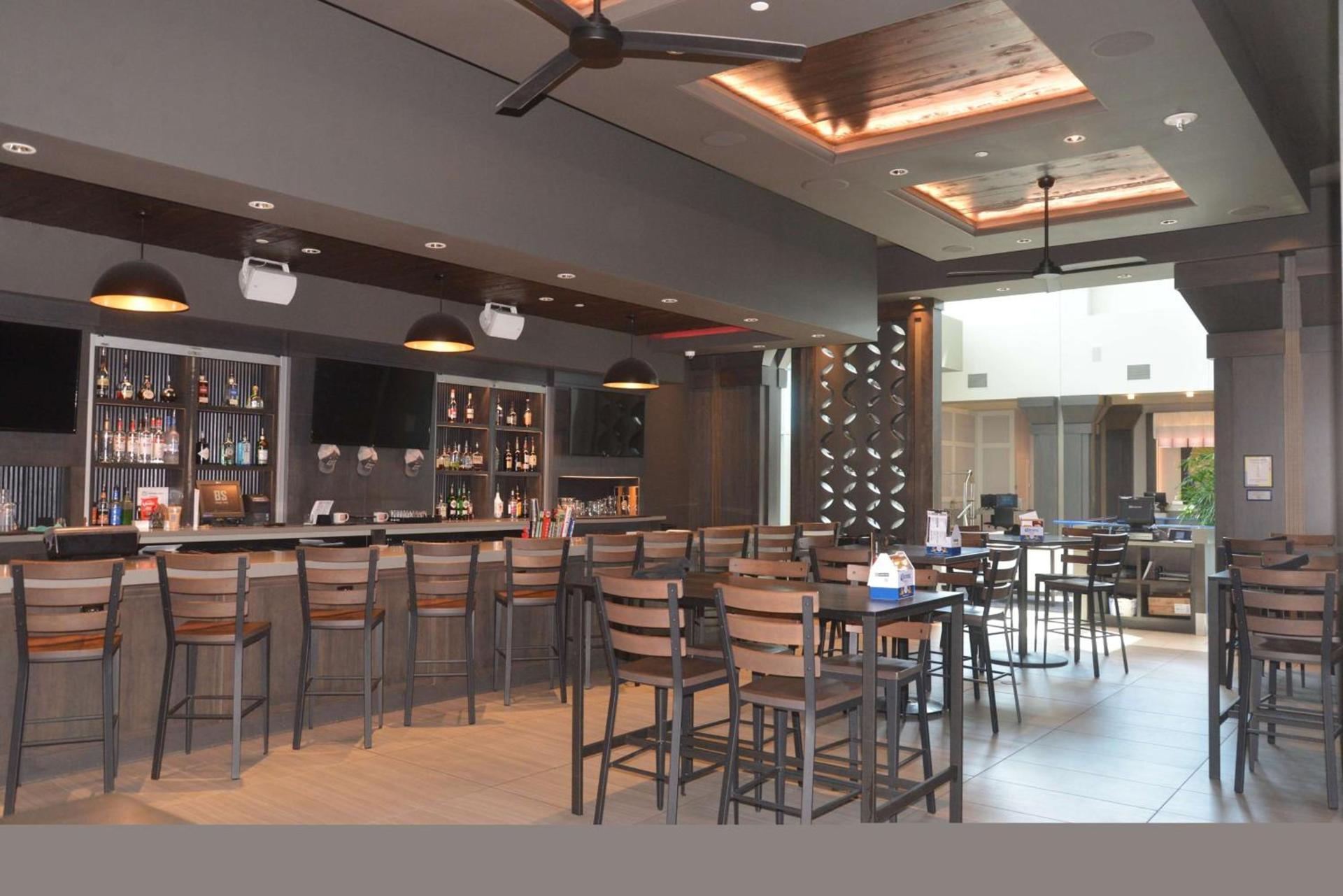 Embassy Suites by Hilton Kansas City Olathe photo 30