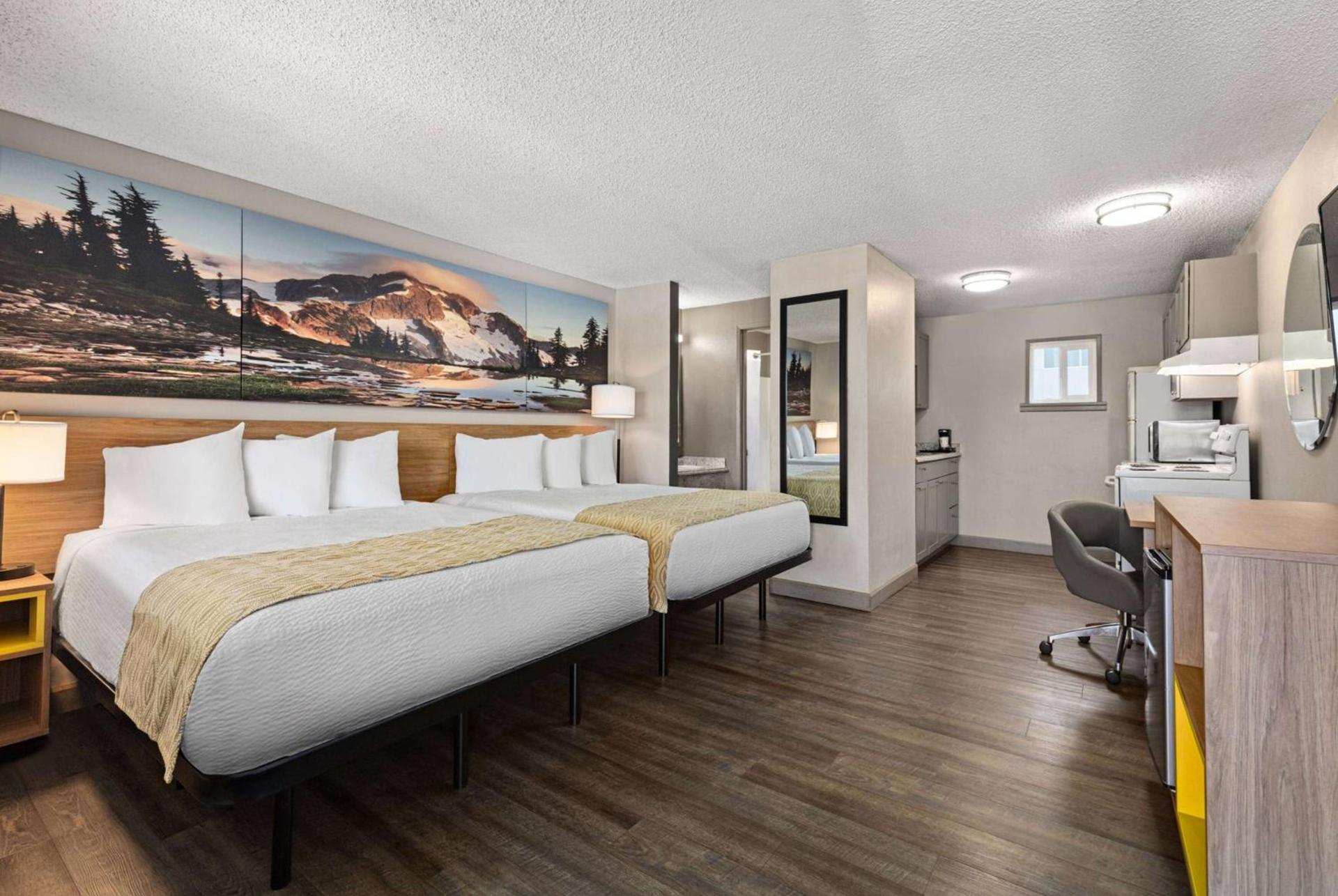 Days Inn by Wyndham Lakewood South Tacoma photo 18