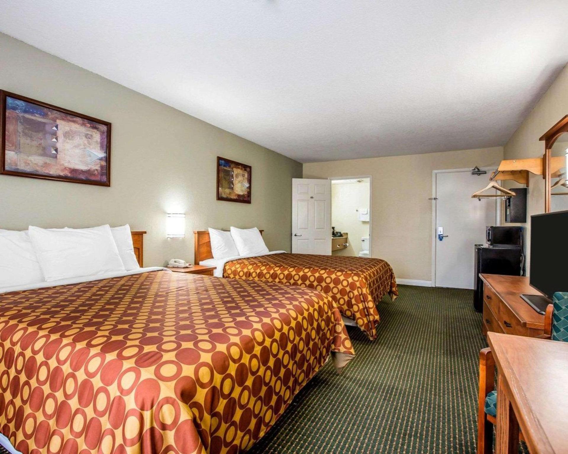 Rodeway Inn San Clemente Beach photo 13