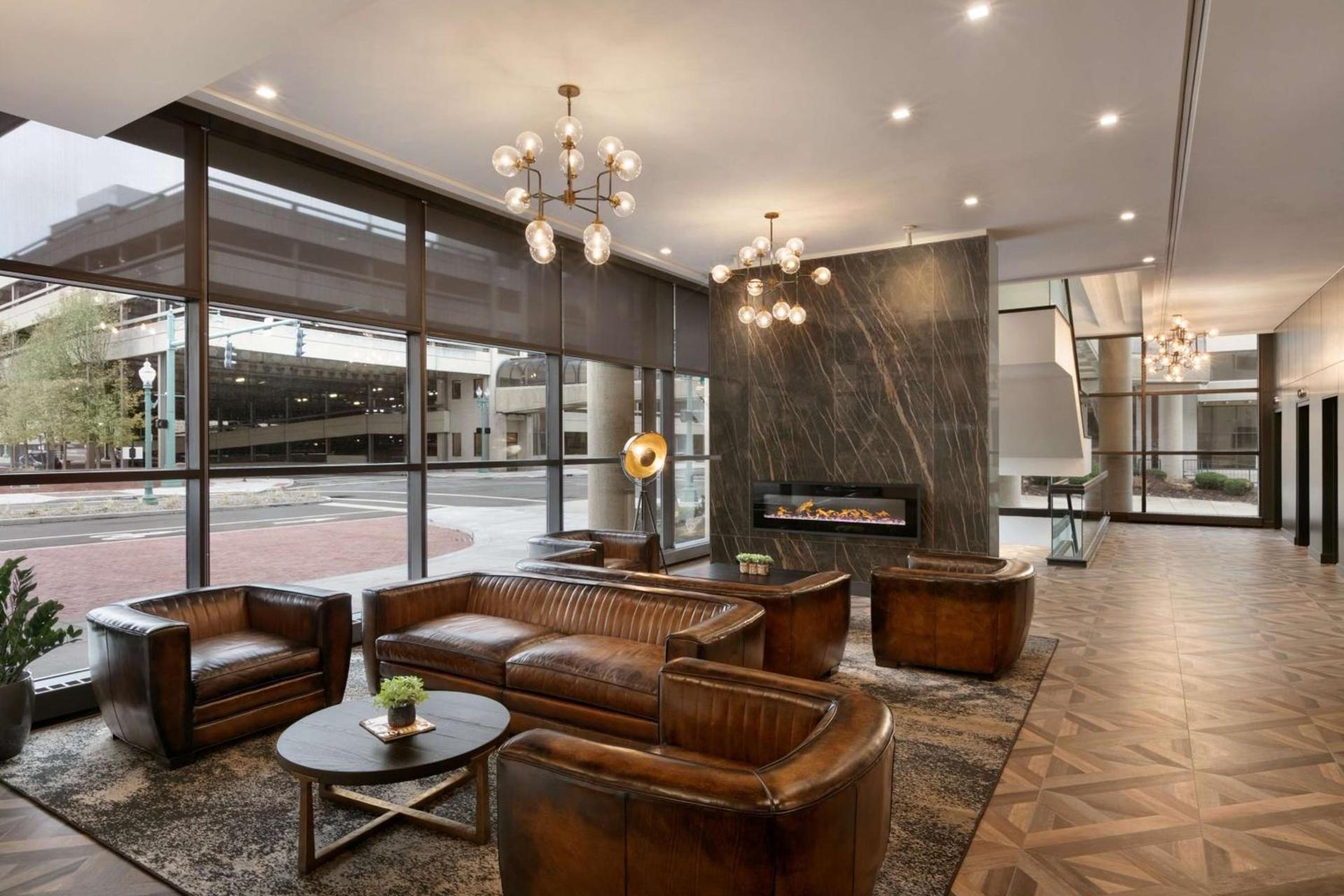 DoubleTree by Hilton Canton Downtown photo 5