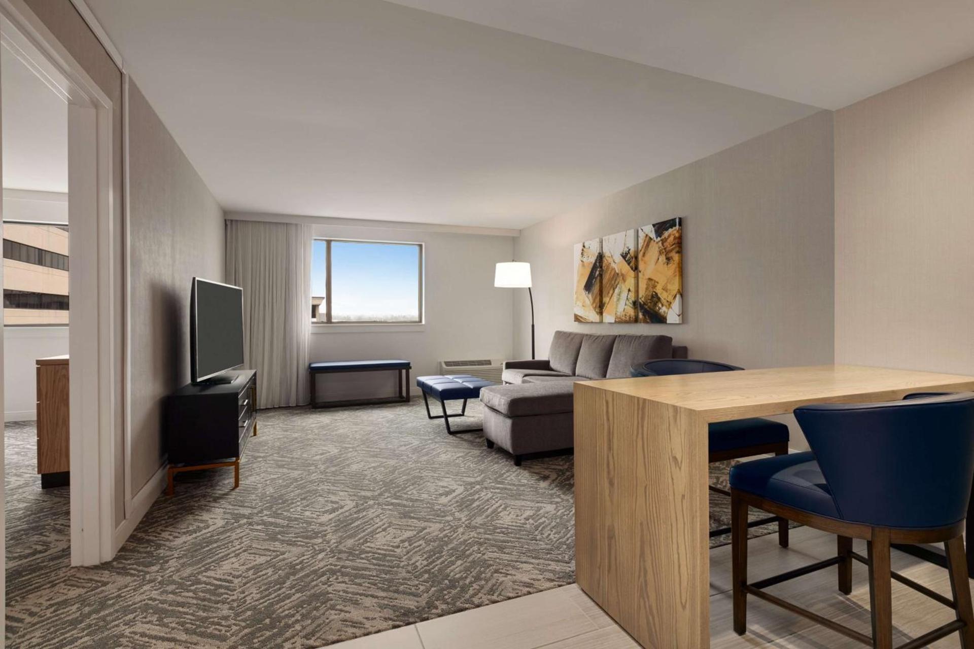DoubleTree by Hilton Canton Downtown photo 22