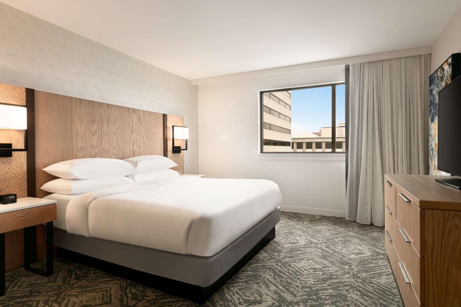 DoubleTree by Hilton Canton Downtown photo 40