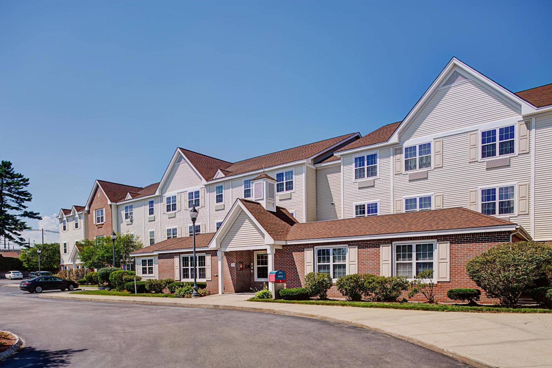 TownePlace Suites Manchester-Boston Regional Airport photo 9