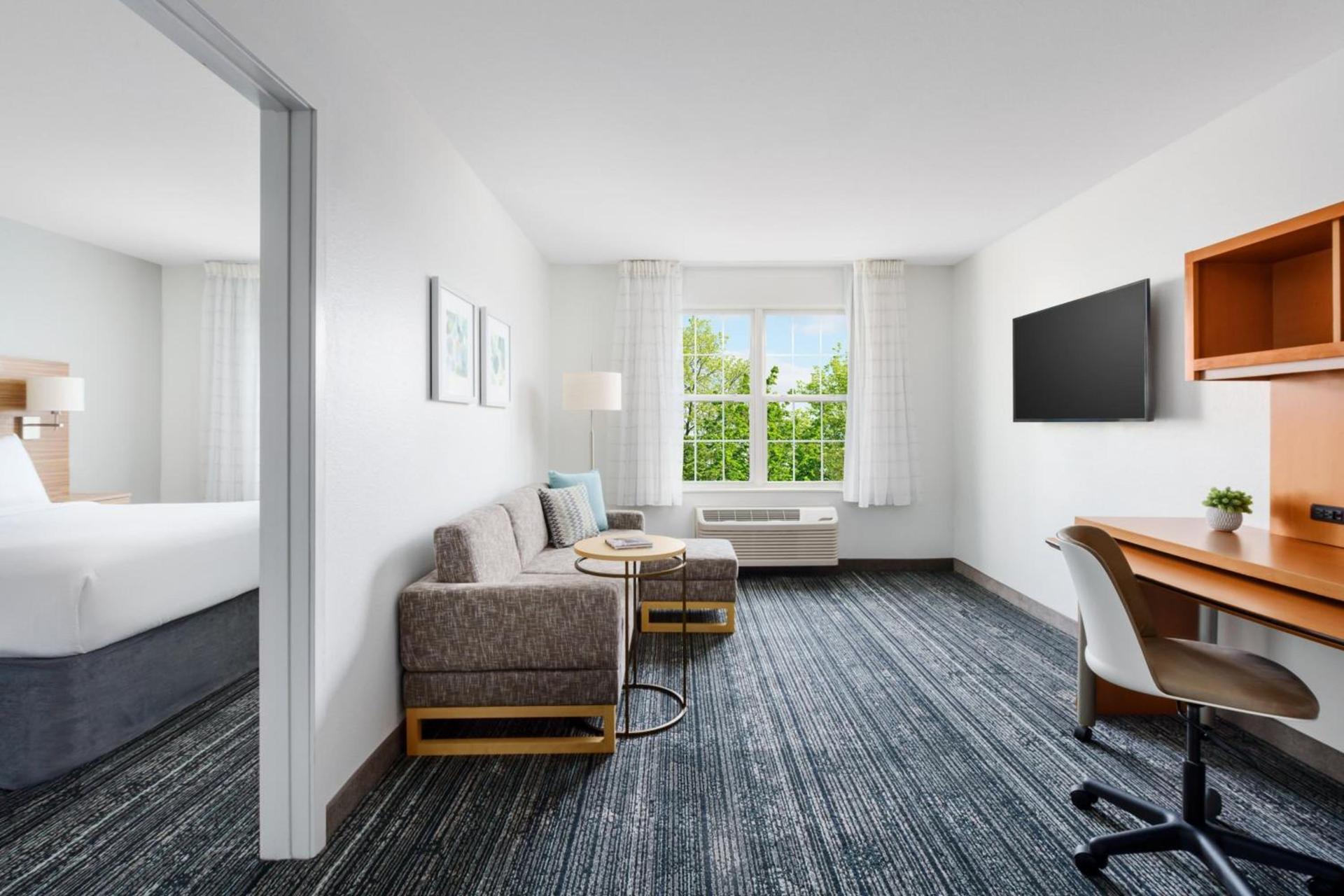 TownePlace Suites Manchester-Boston Regional Airport photo 17