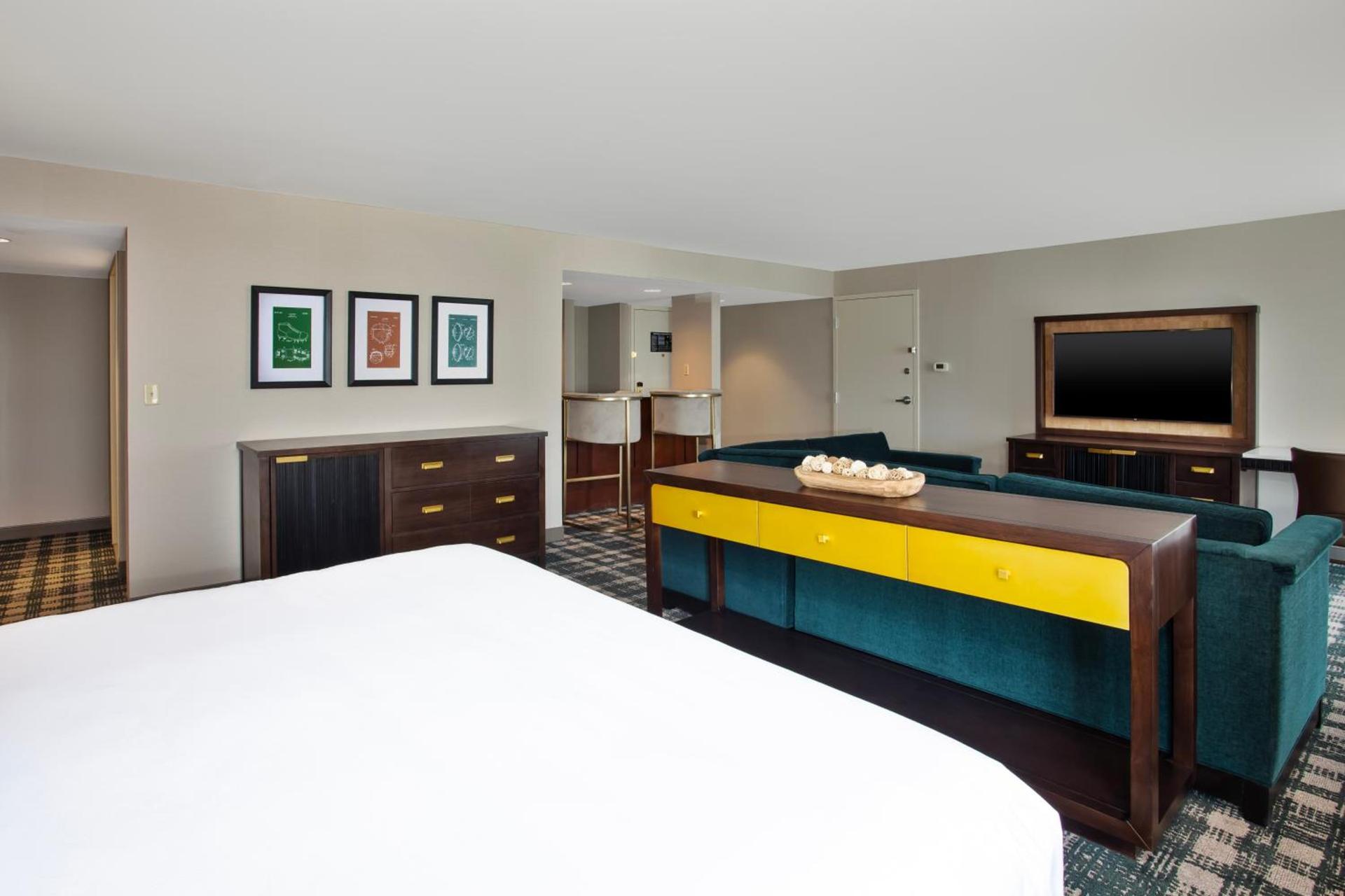 DoubleTree by Hilton Lansing photo 48