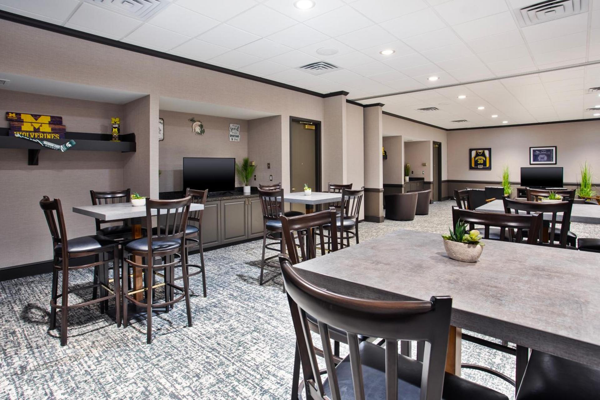 DoubleTree by Hilton Lansing photo 57