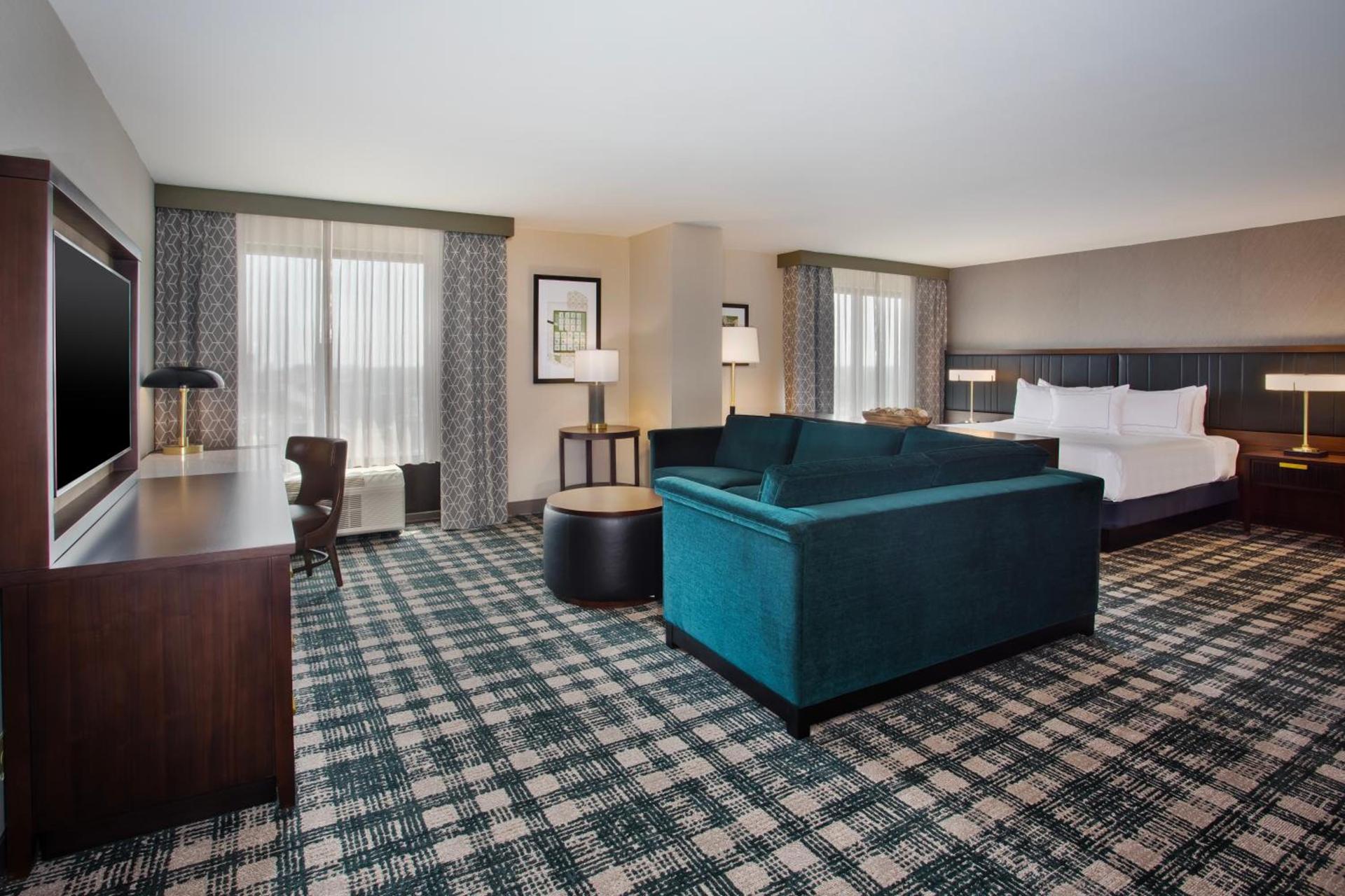 DoubleTree by Hilton Lansing photo 56