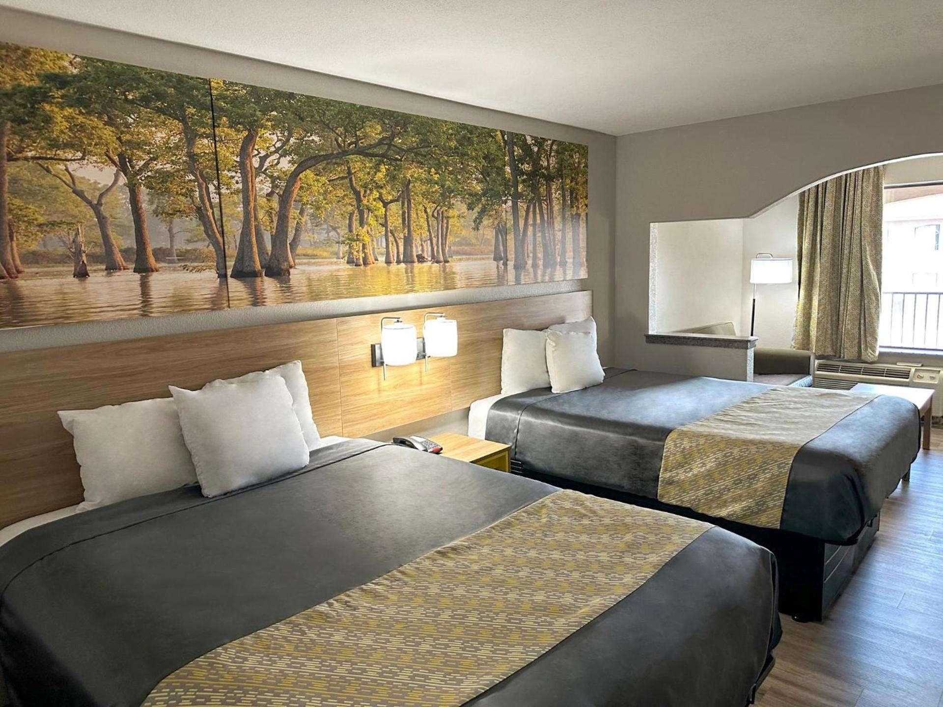 Days Inn & Suites by Wyndham Opelousas photo 52