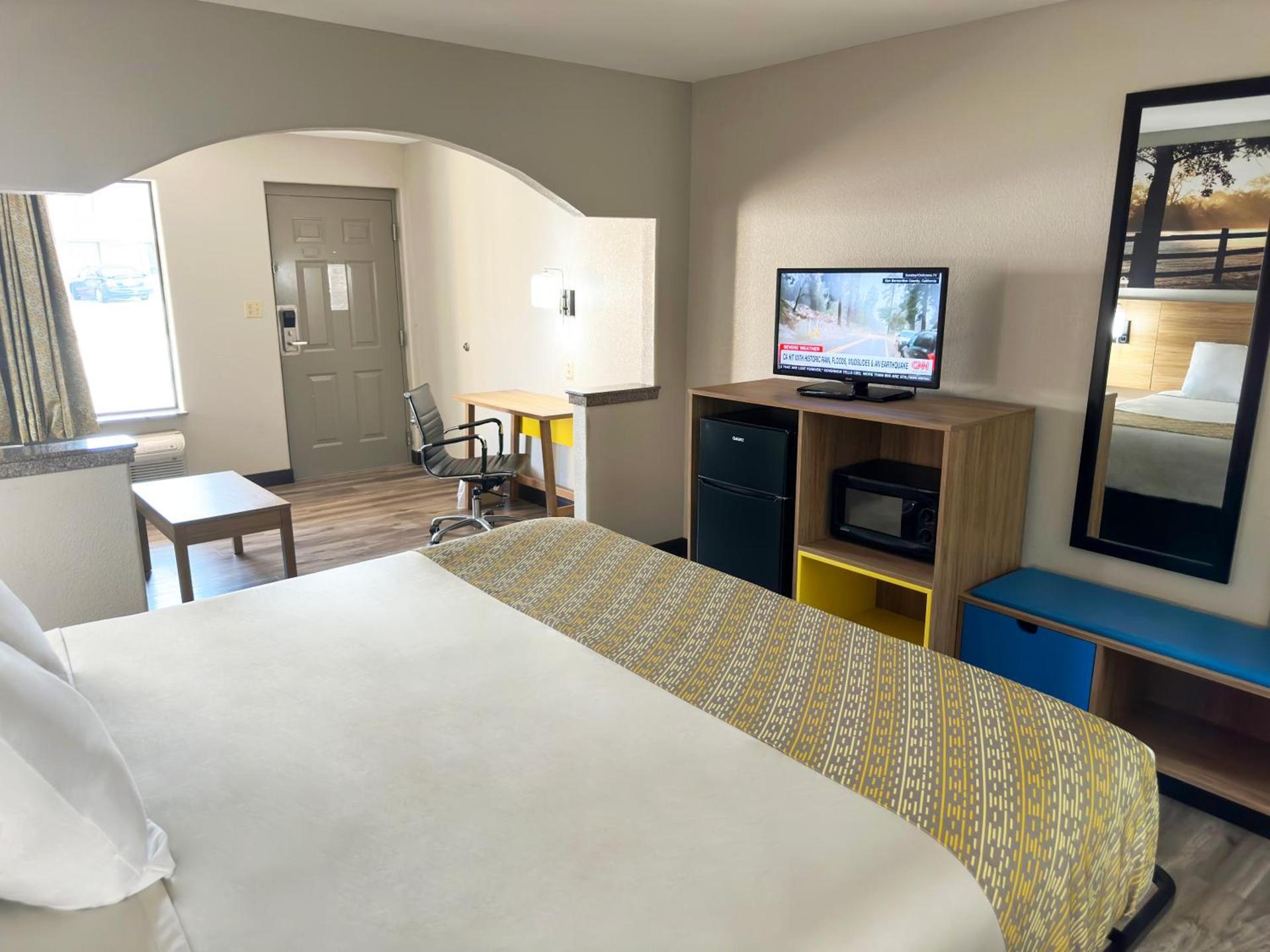 Days Inn & Suites by Wyndham Opelousas photo 62