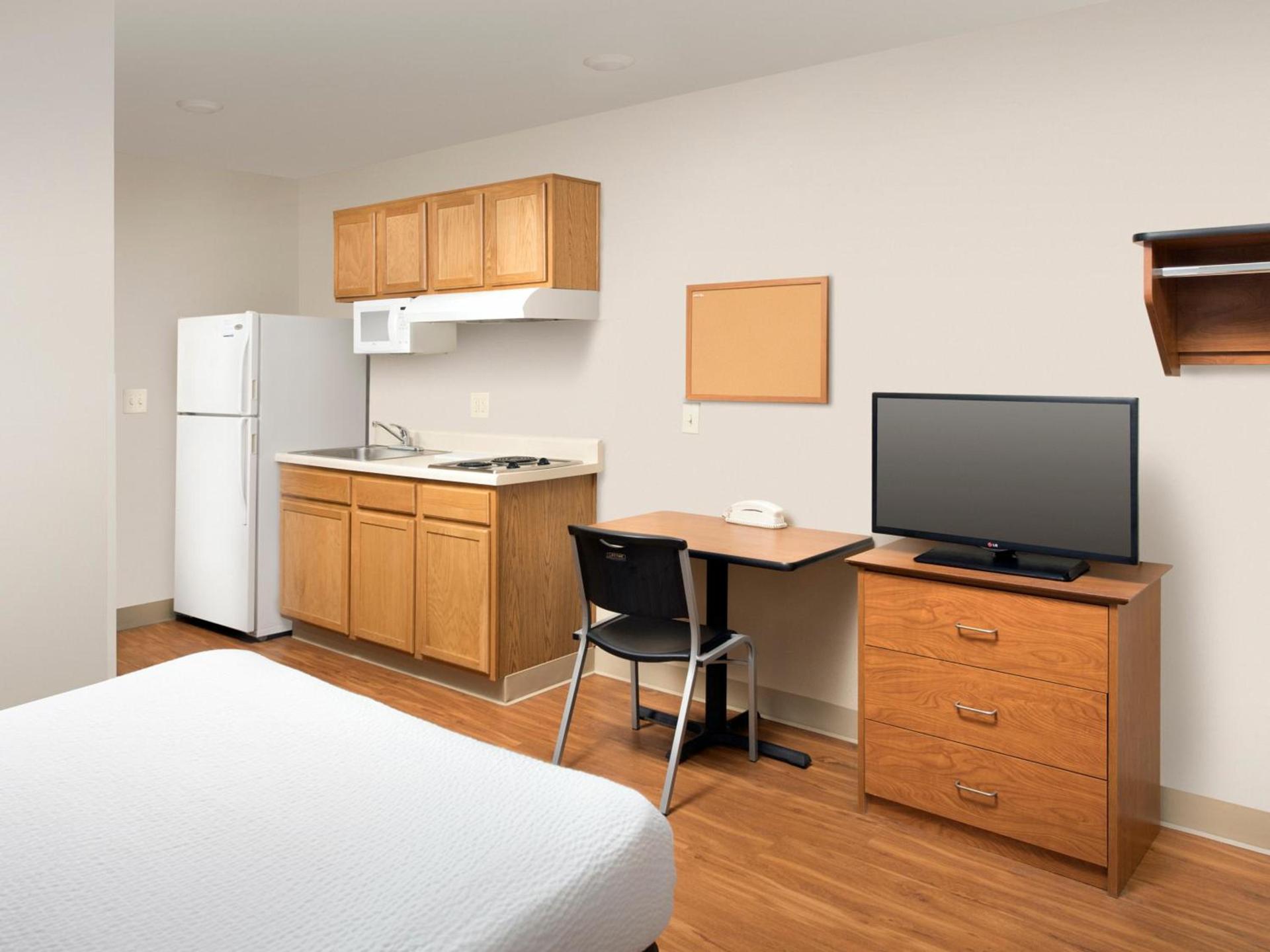 Extended Stay America Select Suites - Indianapolis - Plainfield photo 31
