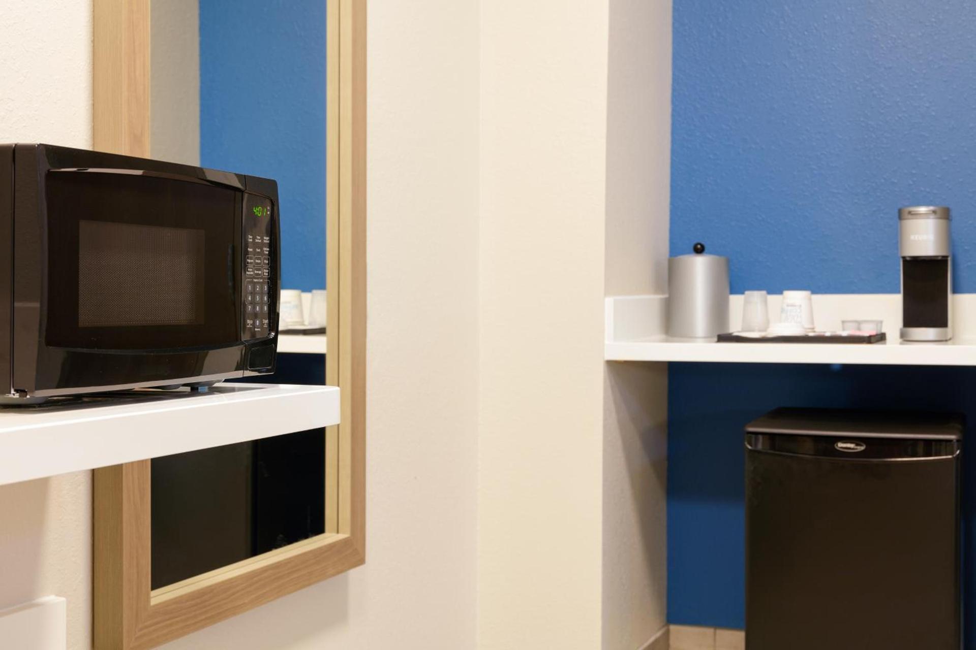 Holiday Inn Express Fremont by IHG photo 22