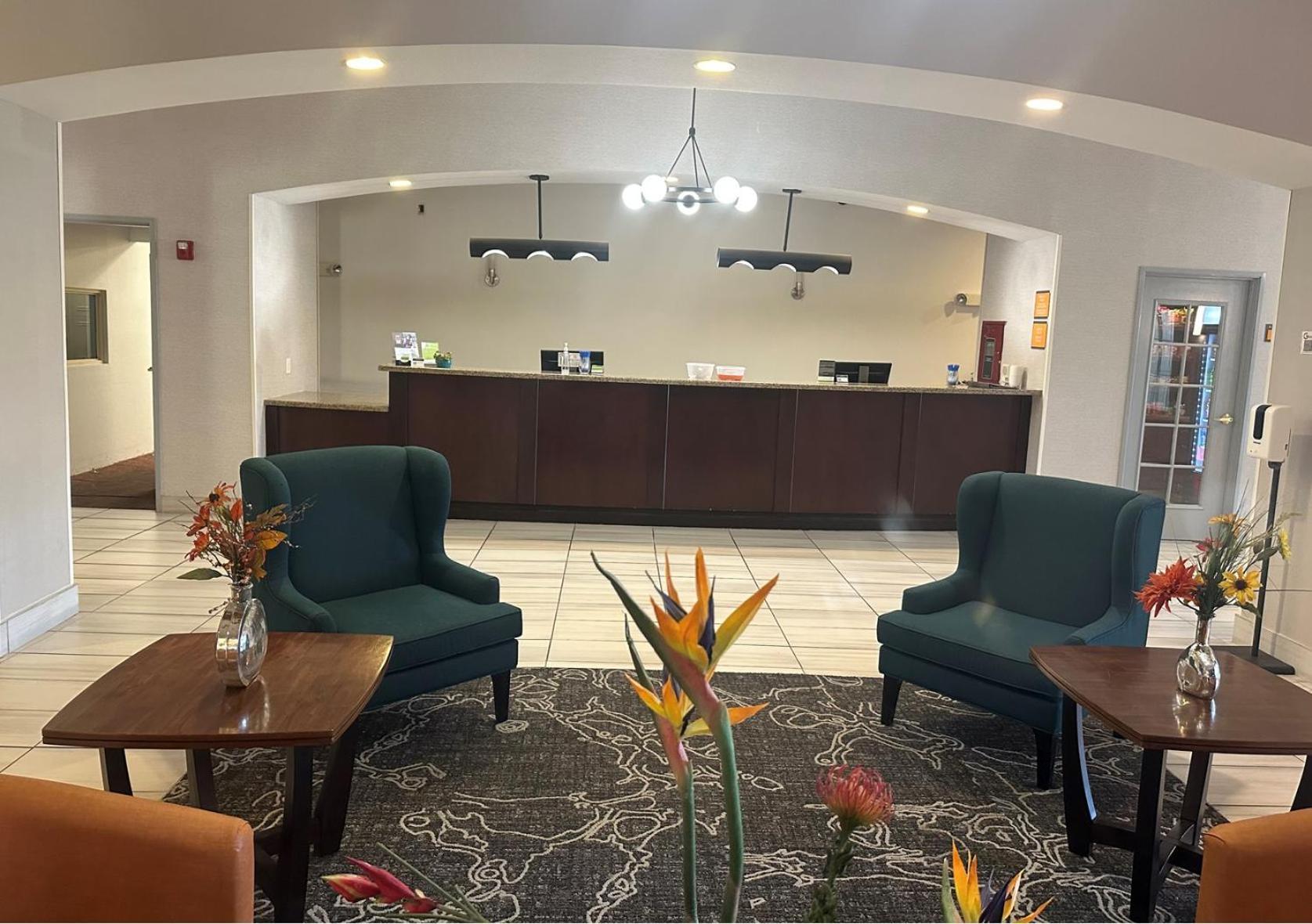 La Quinta Inn & Suites by Wyndham Albuquerque Midtown photo 37