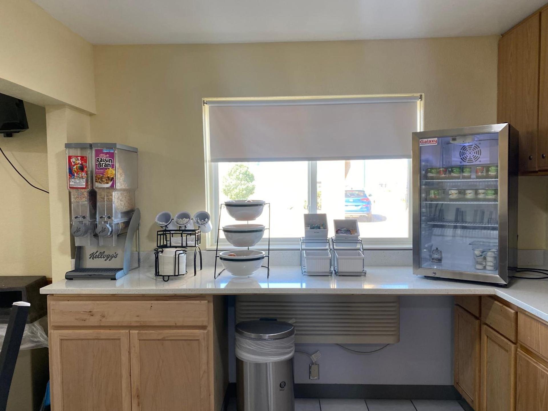 Super 8 by Wyndham Ogallala photo 70