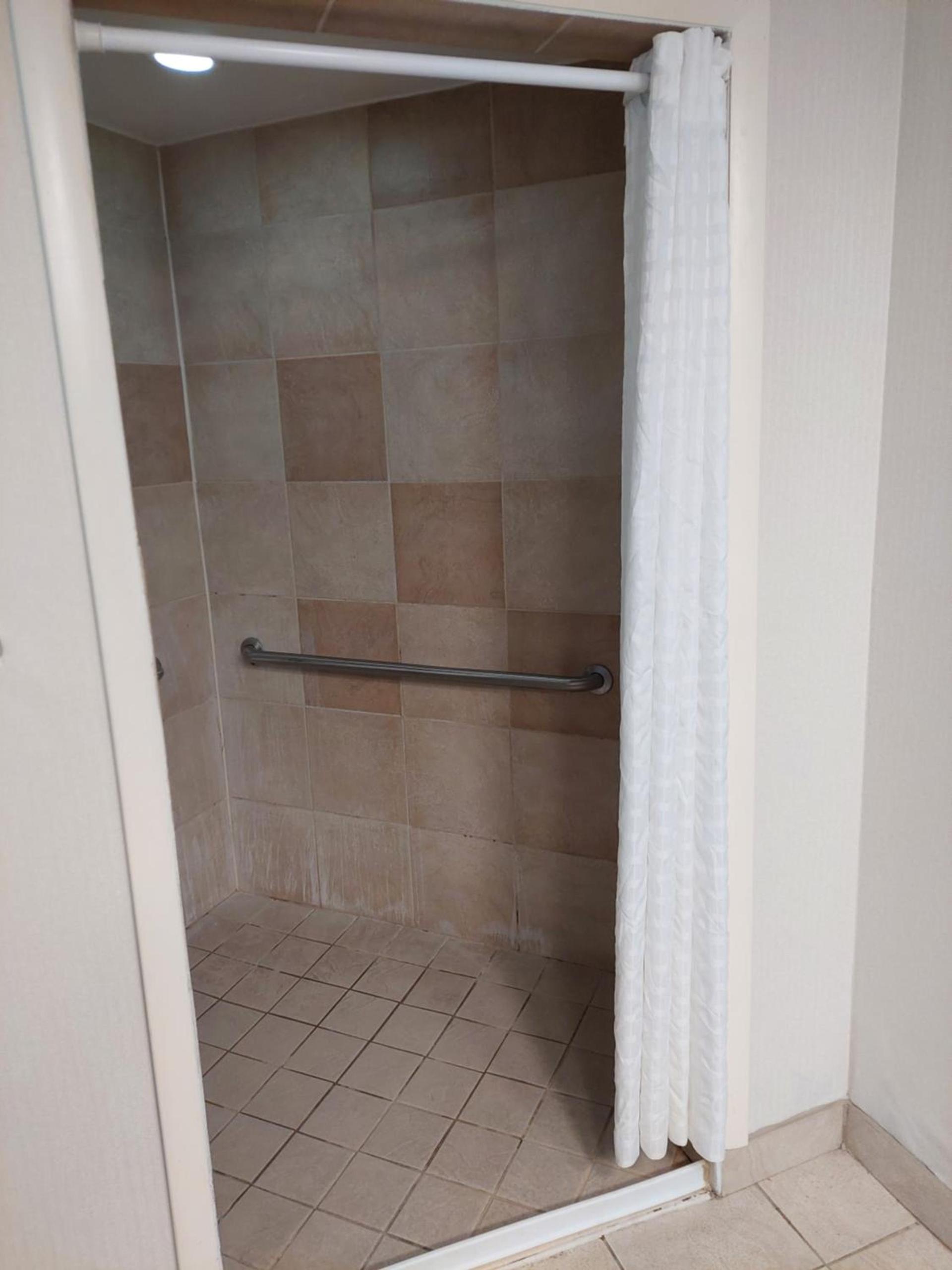 Comfort Suites Beachfront photo 23