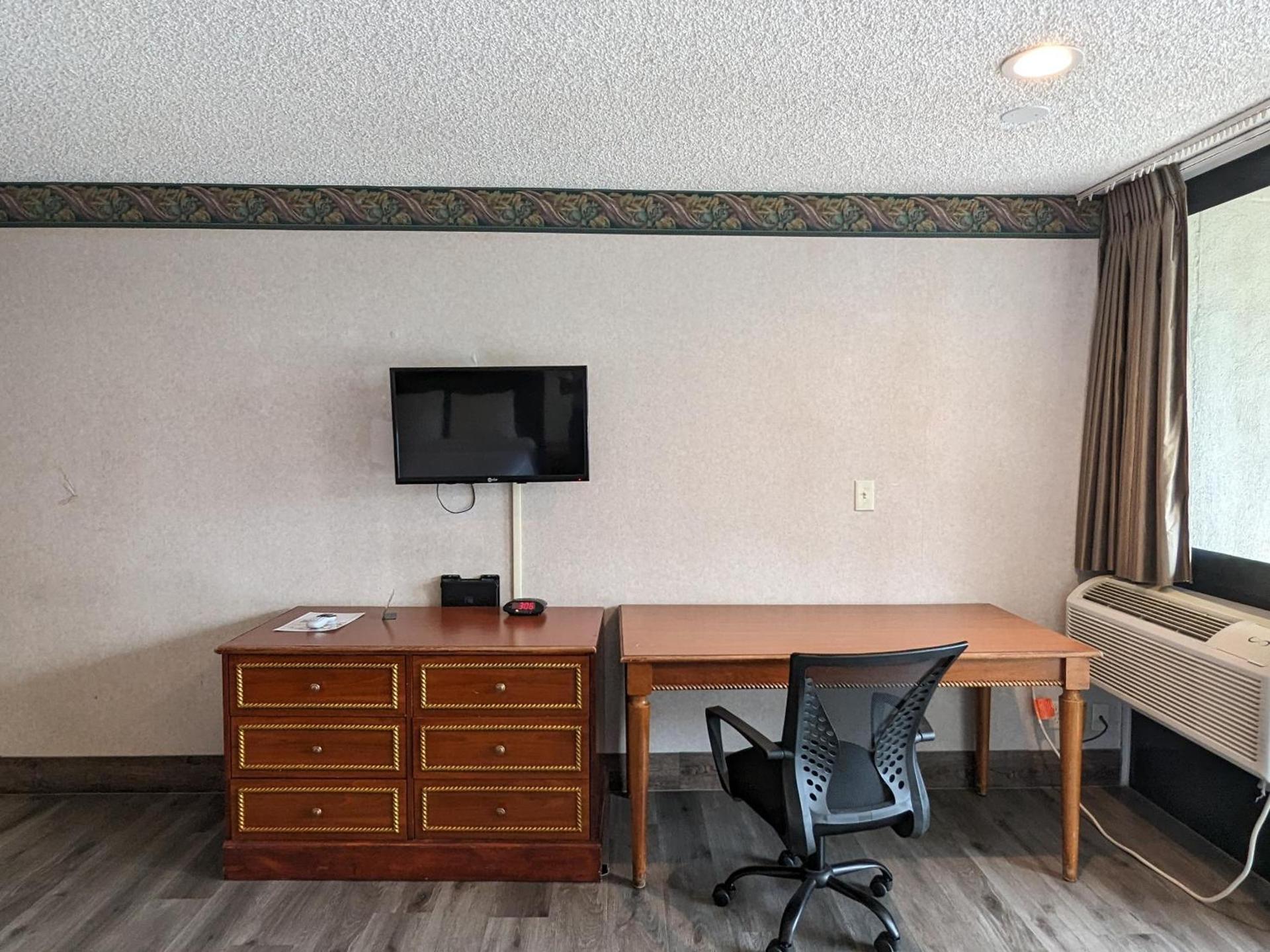 Valley Inn photo 57