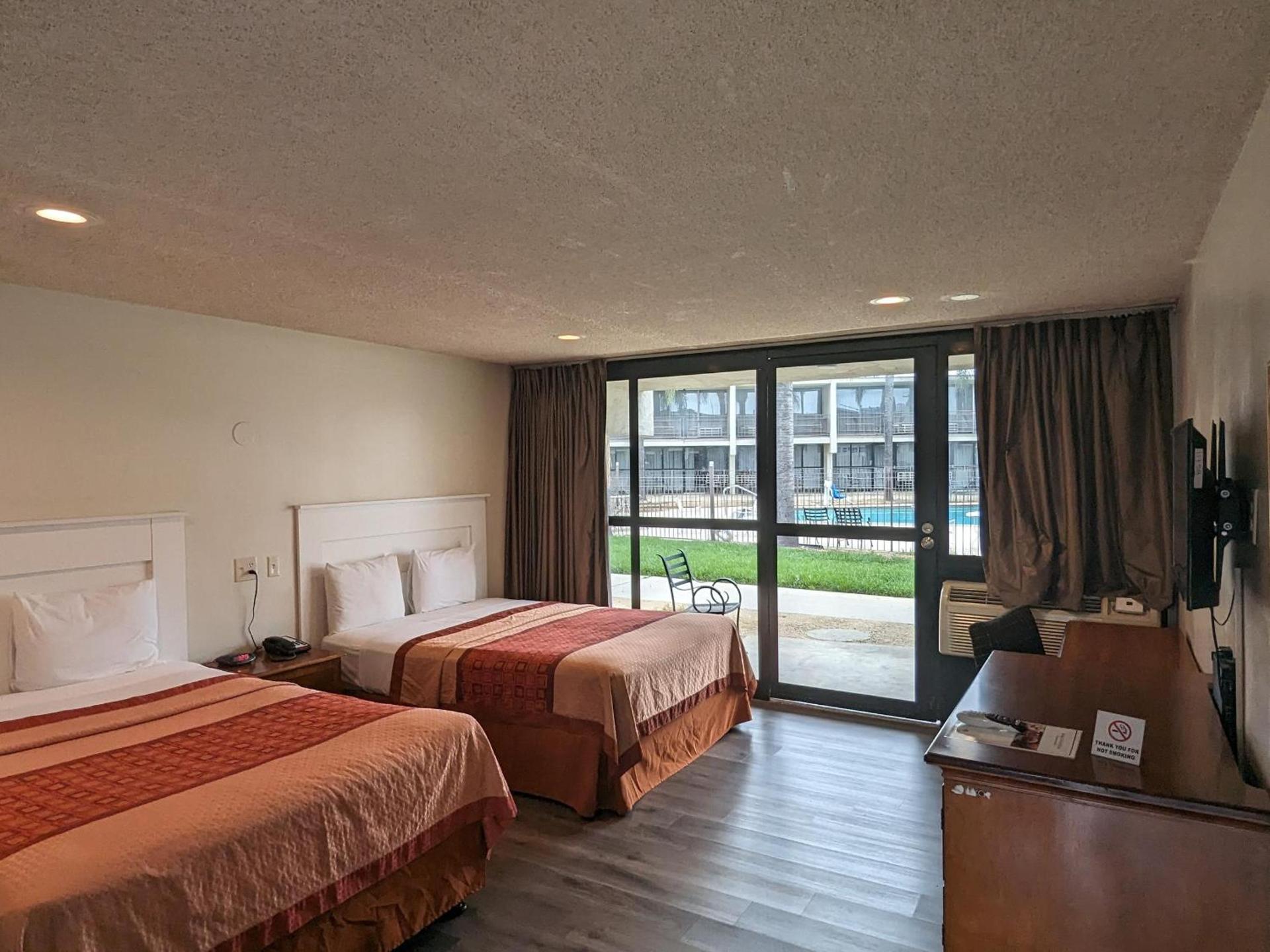 Valley Inn photo 62