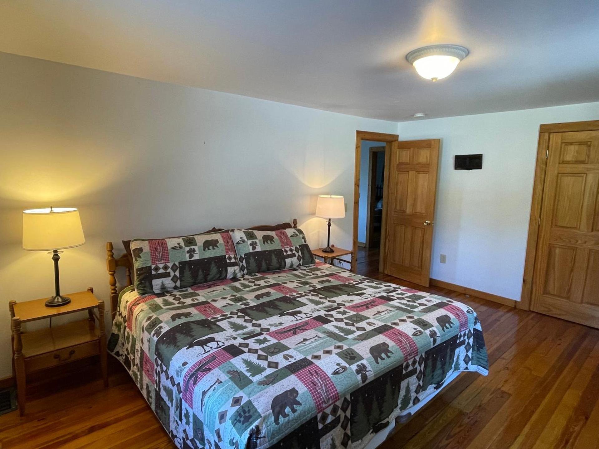 Hill View Motel and Cottages photo 80