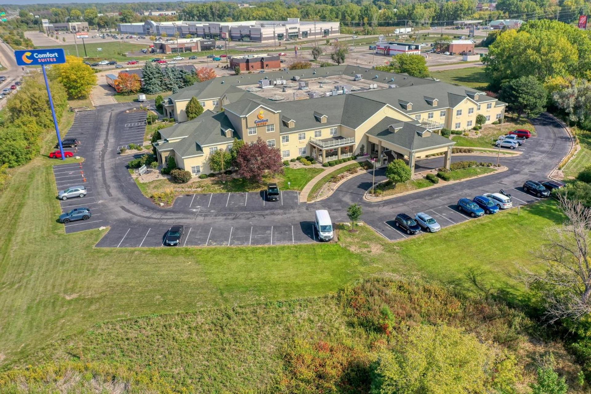 Comfort Suites Appleton Airport photo 79