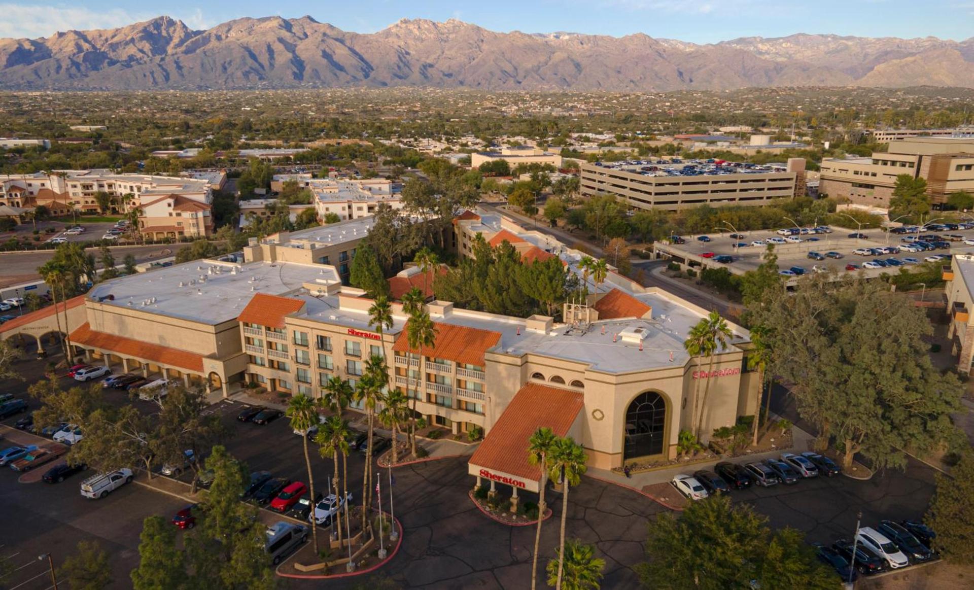 Sheraton Tucson Hotel & Suites photo 1