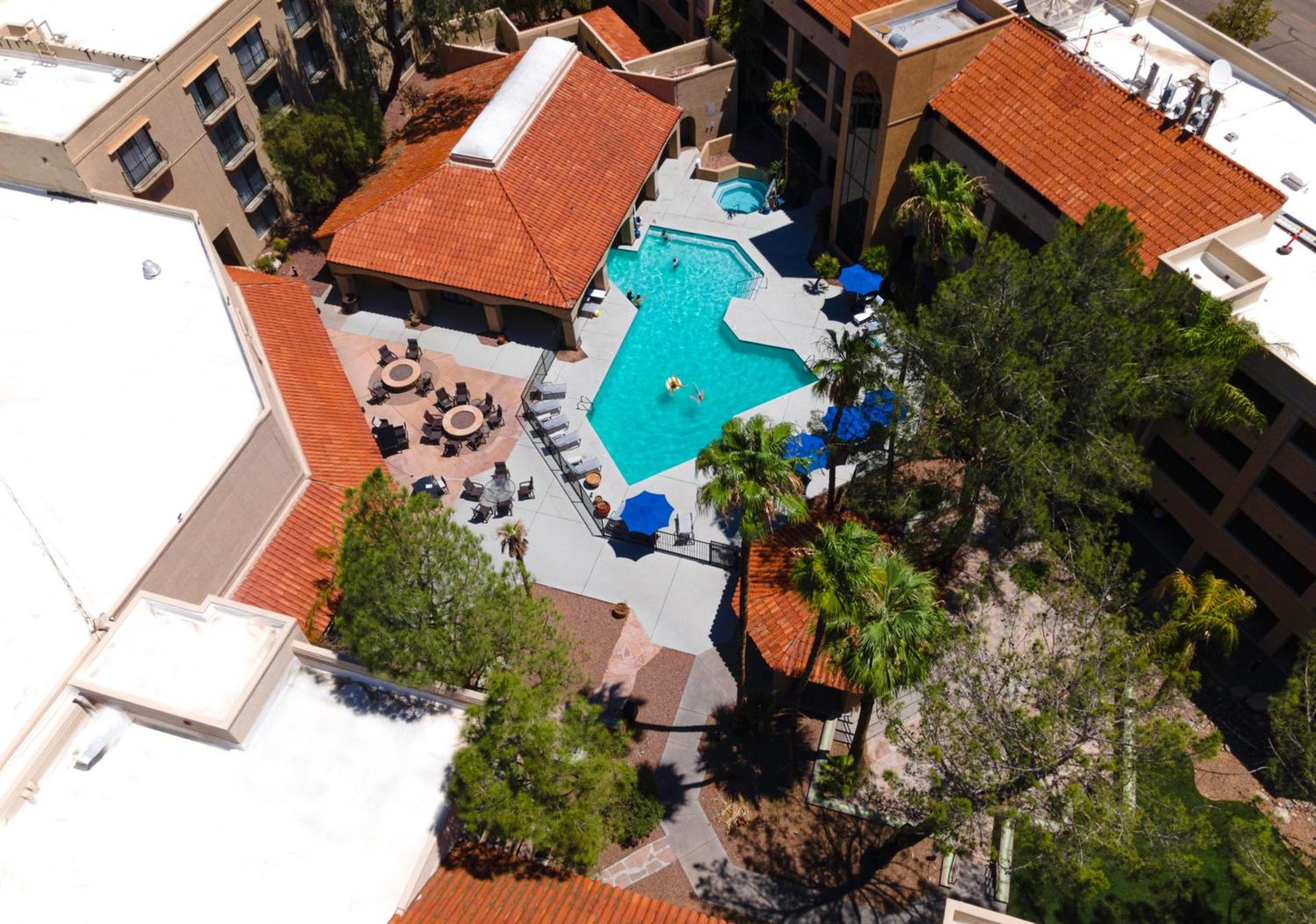 Sheraton Tucson Hotel & Suites photo 5