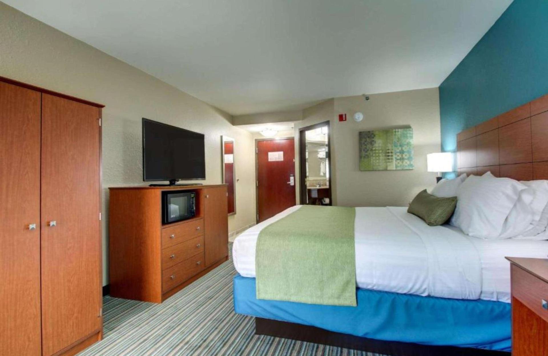 Best Western Eagles Inn photo 13