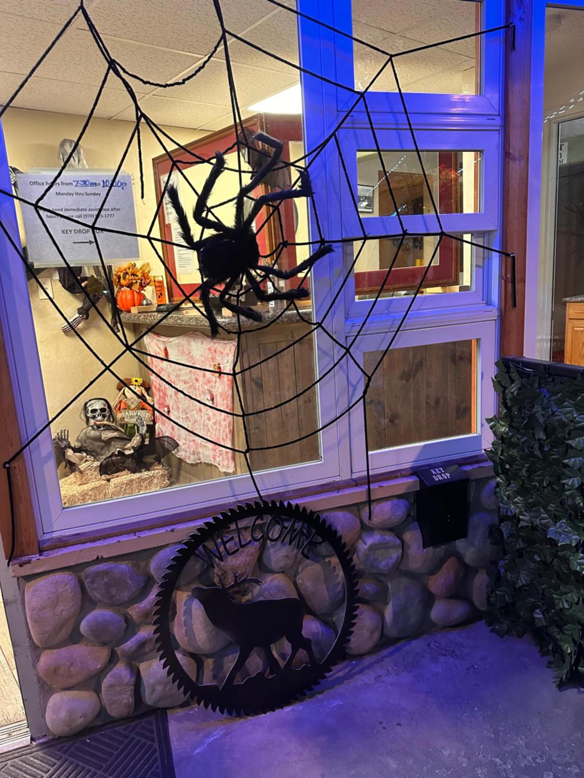 Gateway Lodge photo 11