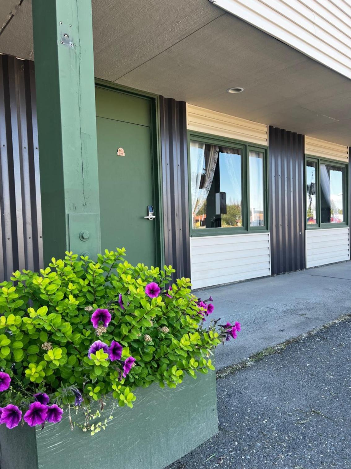 The Kenai Inn photo 8