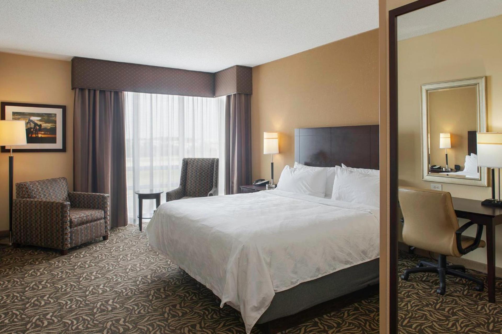 Holiday Inn Ardmore by IHG photo 41