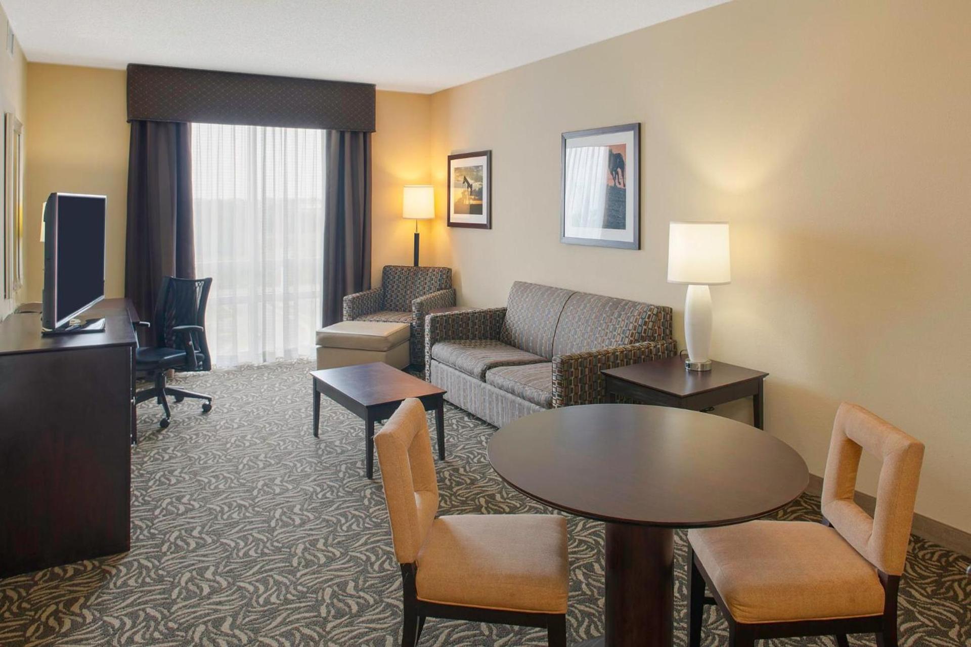 Holiday Inn Ardmore by IHG photo 43
