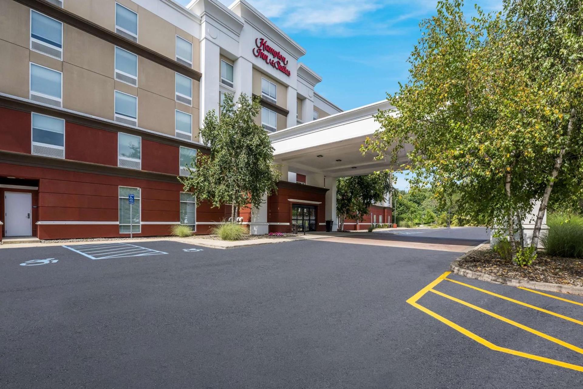 Hampton Inn & Suites Poughkeepsie photo 3