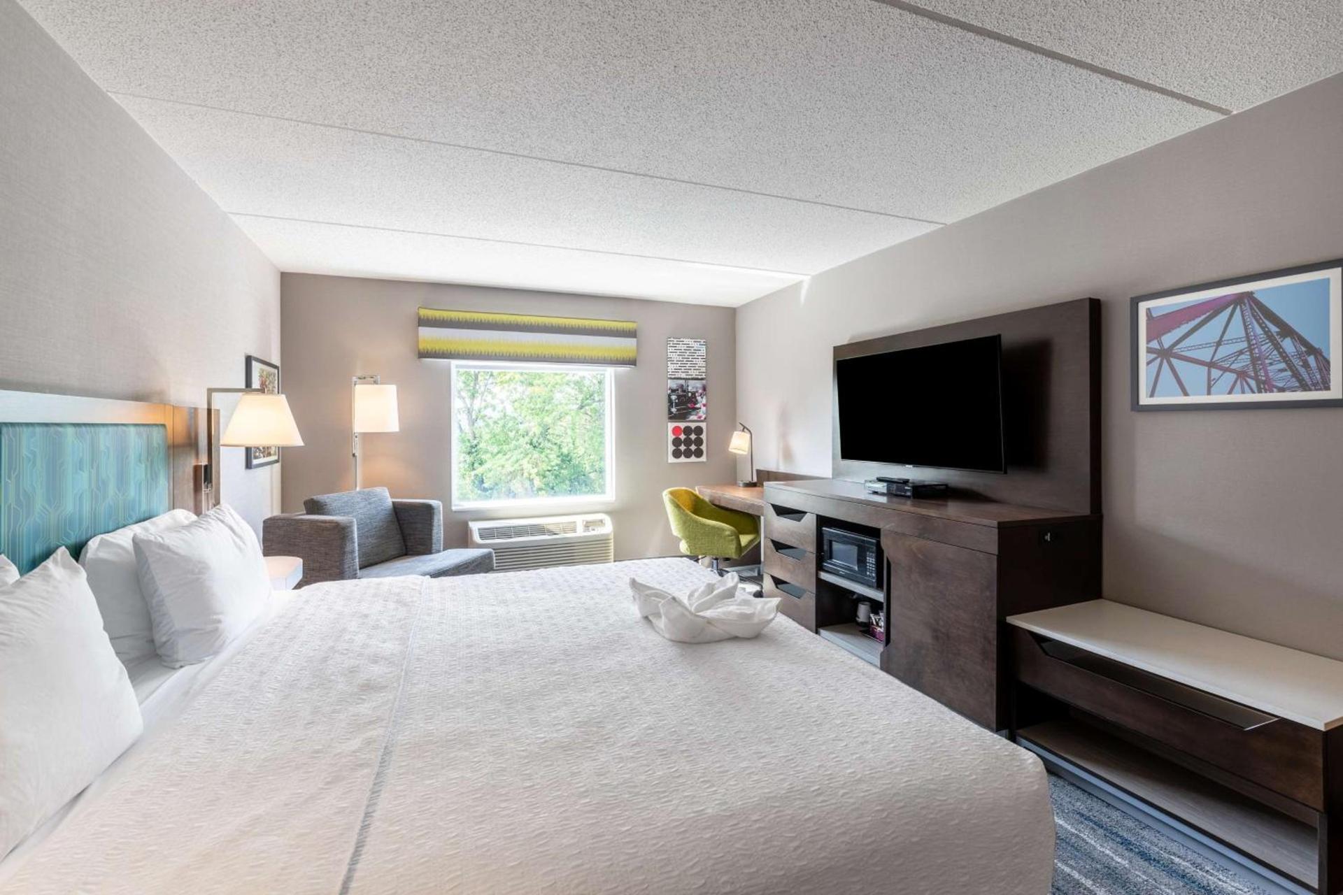 Hampton Inn & Suites Poughkeepsie photo 13