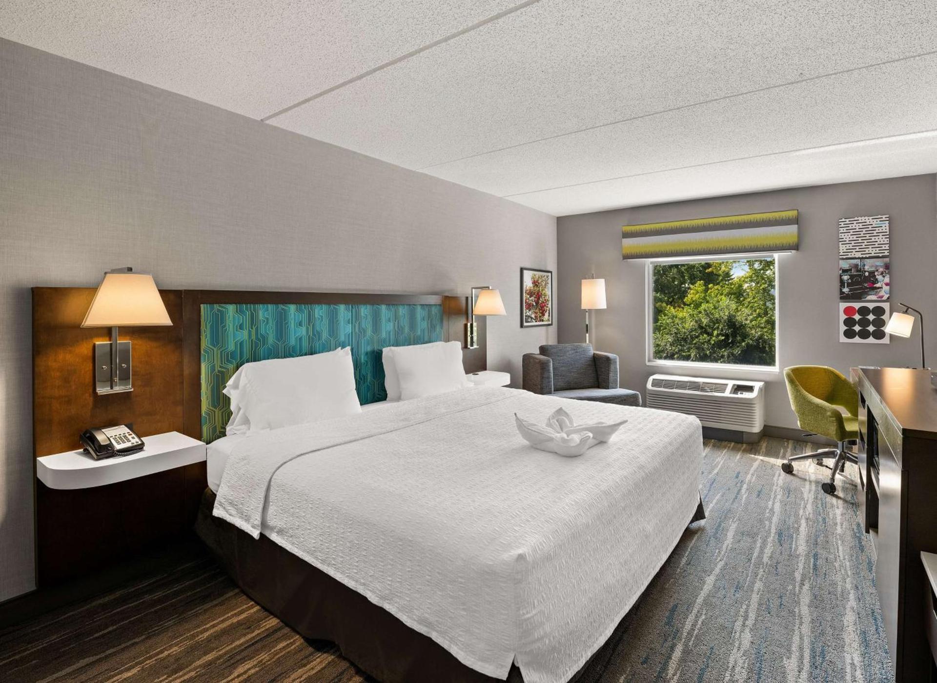 Hampton Inn & Suites Poughkeepsie photo 19