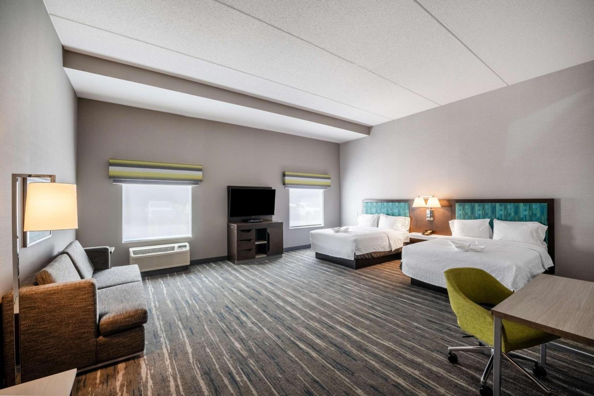Hampton Inn & Suites Poughkeepsie photo 24