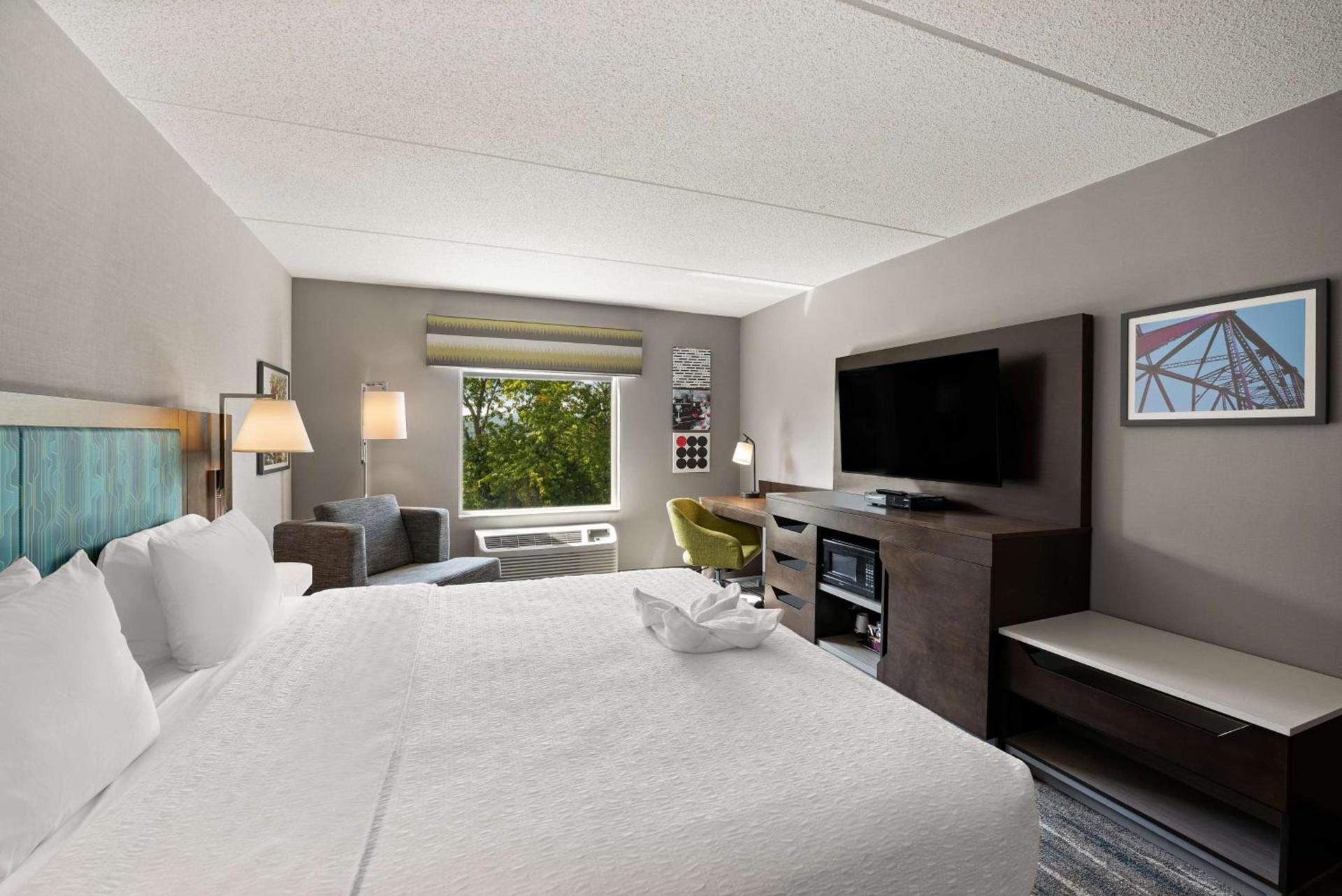 Hampton Inn & Suites Poughkeepsie photo 30