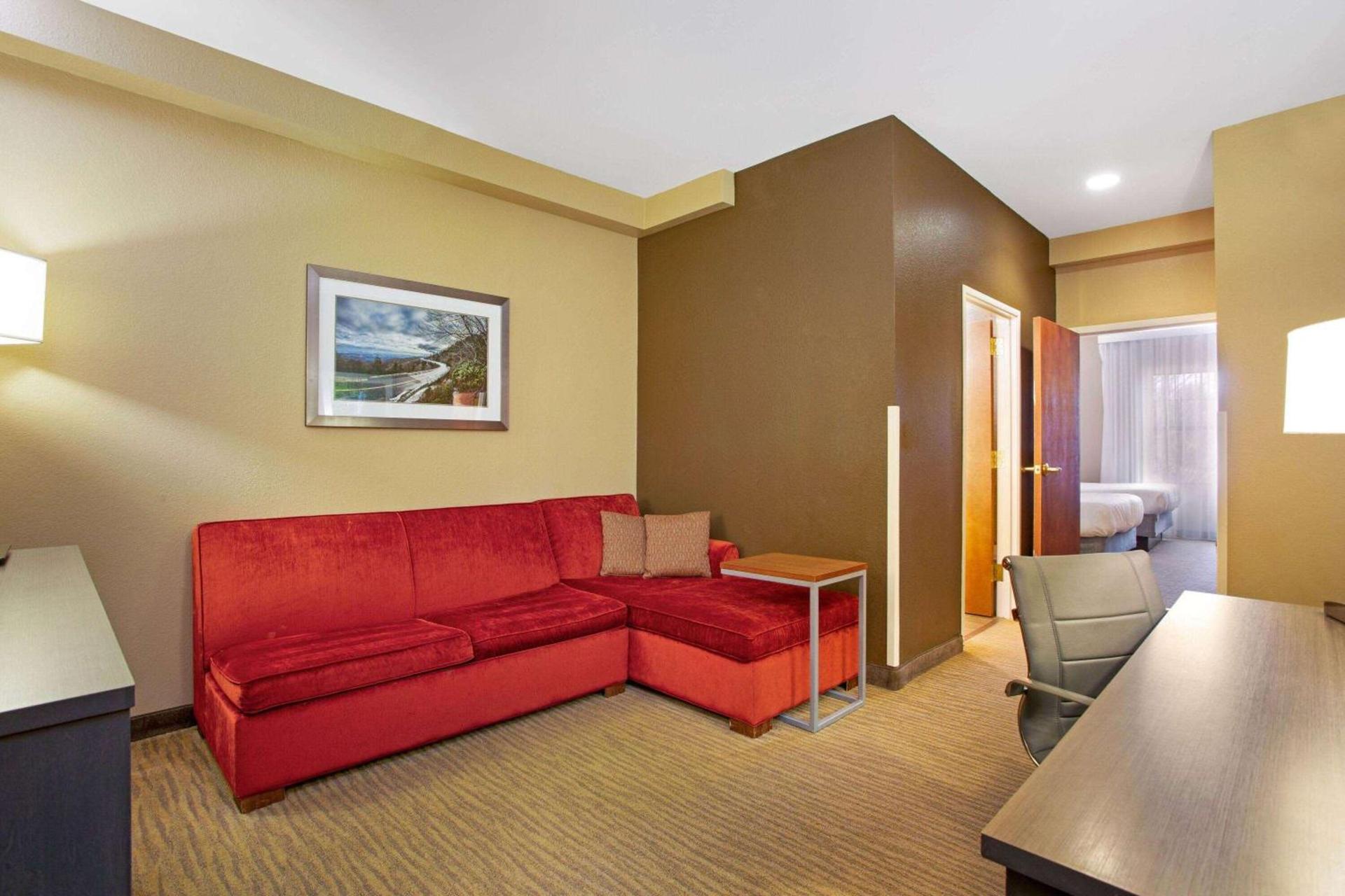 La Quinta by Wyndham Boone photo 21
