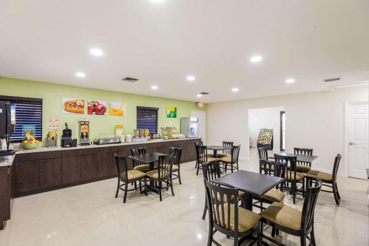 Quality Inn & Suites Downtown photo 3