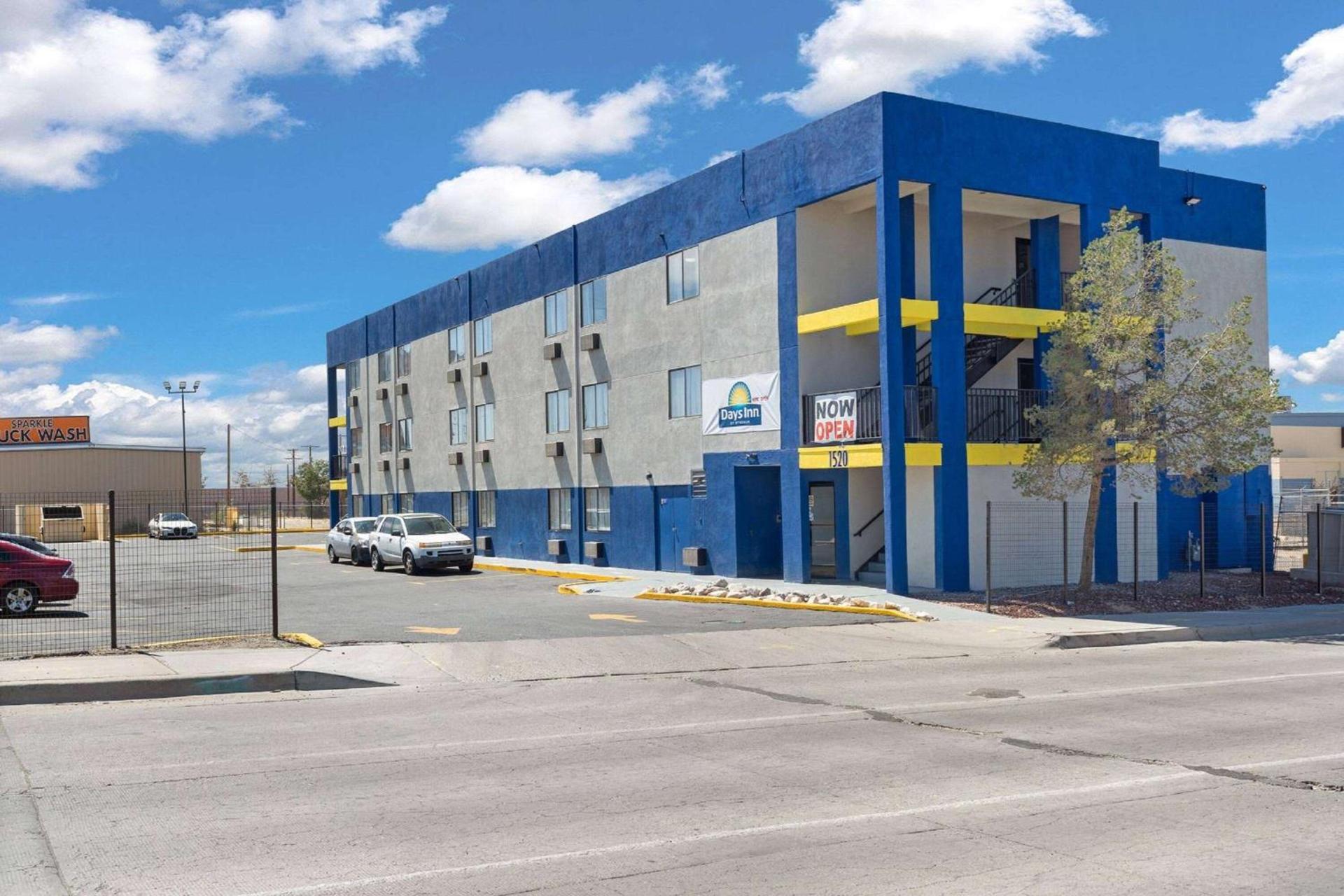 Days-Inn by Wyndham Albuquerque I-25 photo 1