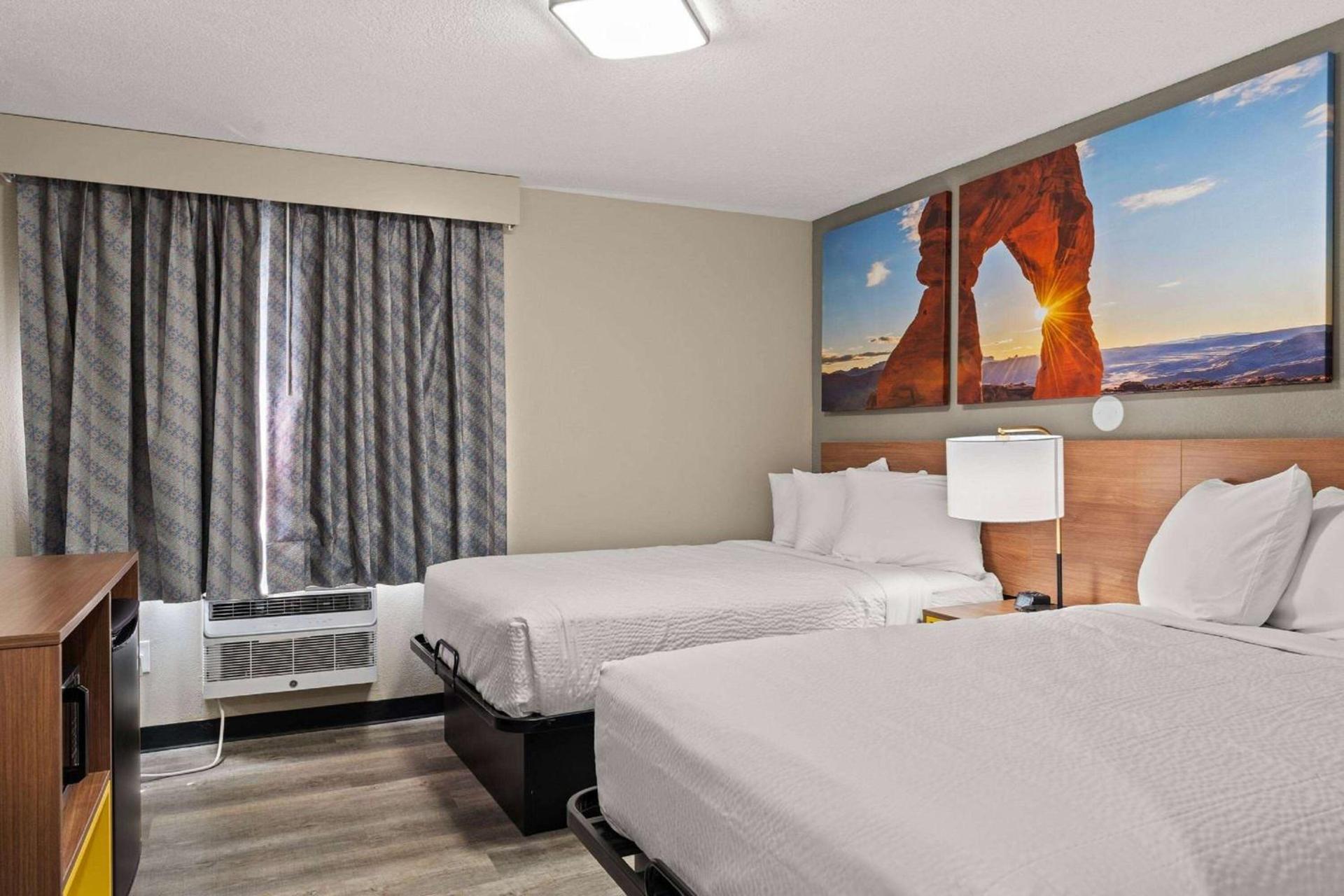 Days-Inn by Wyndham Albuquerque I-25 photo 33