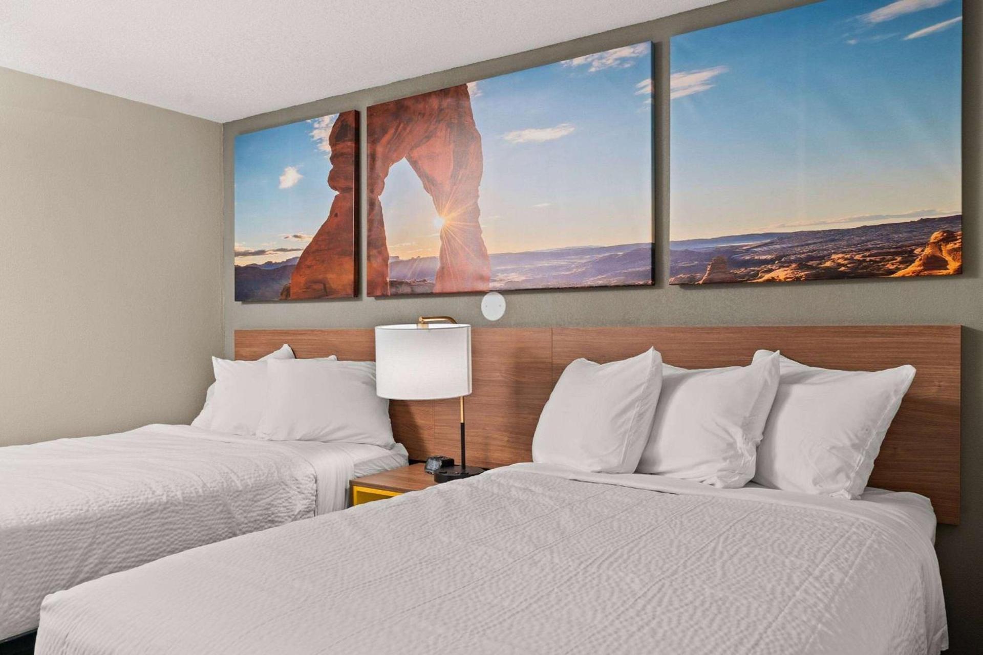 Days-Inn by Wyndham Albuquerque I-25 photo 37