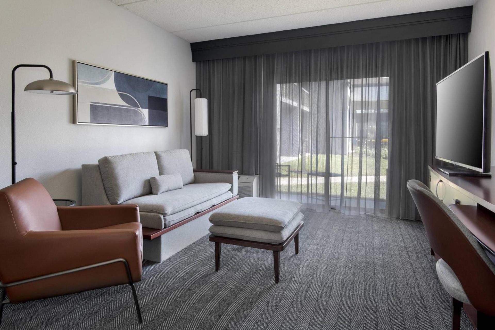 Courtyard by Marriott Poughkeepsie photo 12