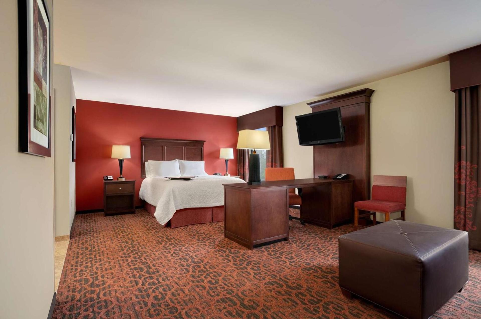 Hampton Inn Magnolia photo 9
