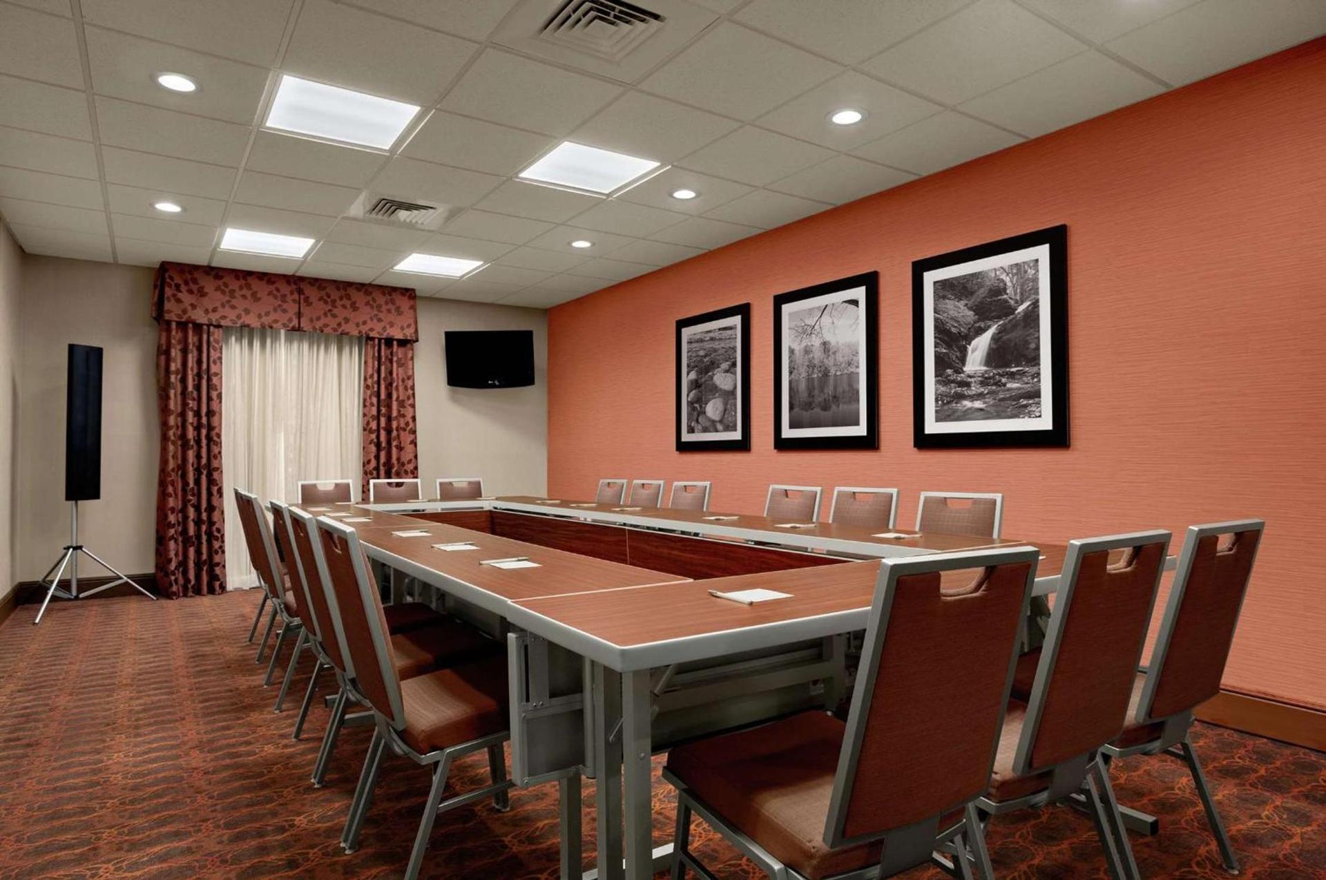 Hampton Inn Magnolia photo 12