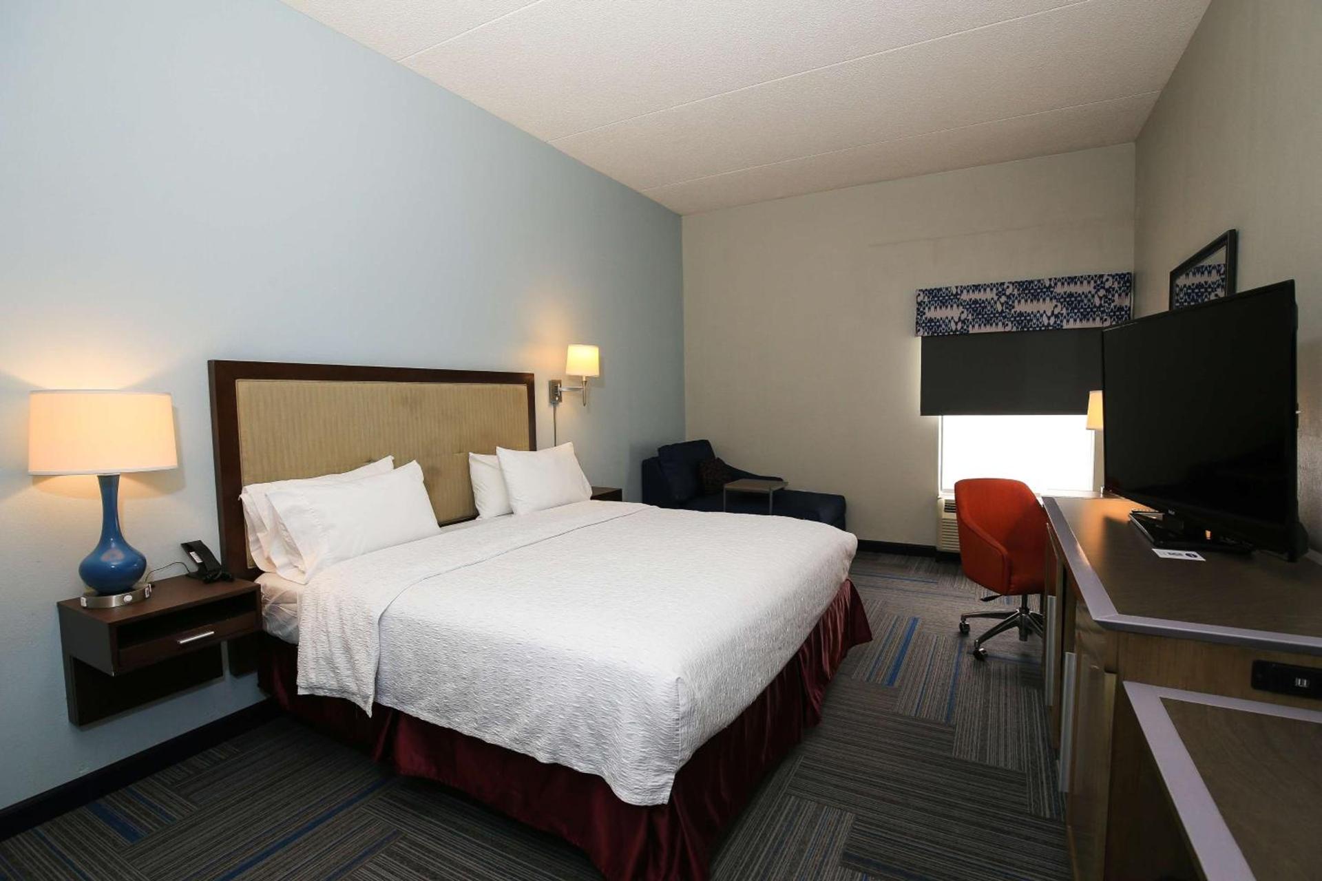 Hampton Inn Bordentown photo 9
