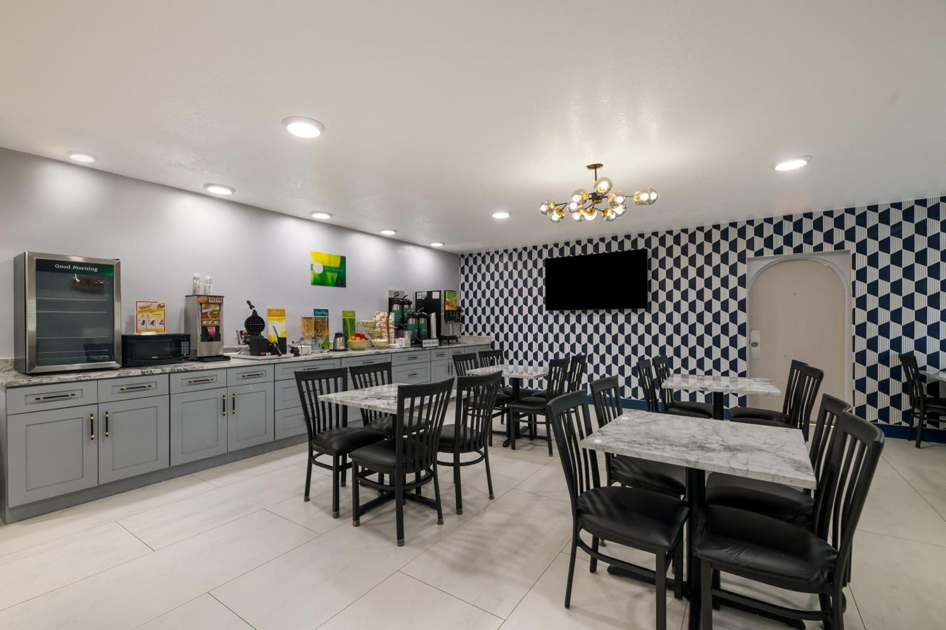 Quality Inn & Suites Altamonte Springs Orlando-North photo 53