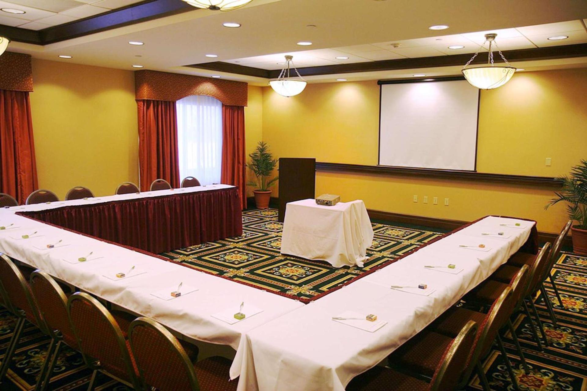 Hampton Inn & Suites Seal Beach photo 37