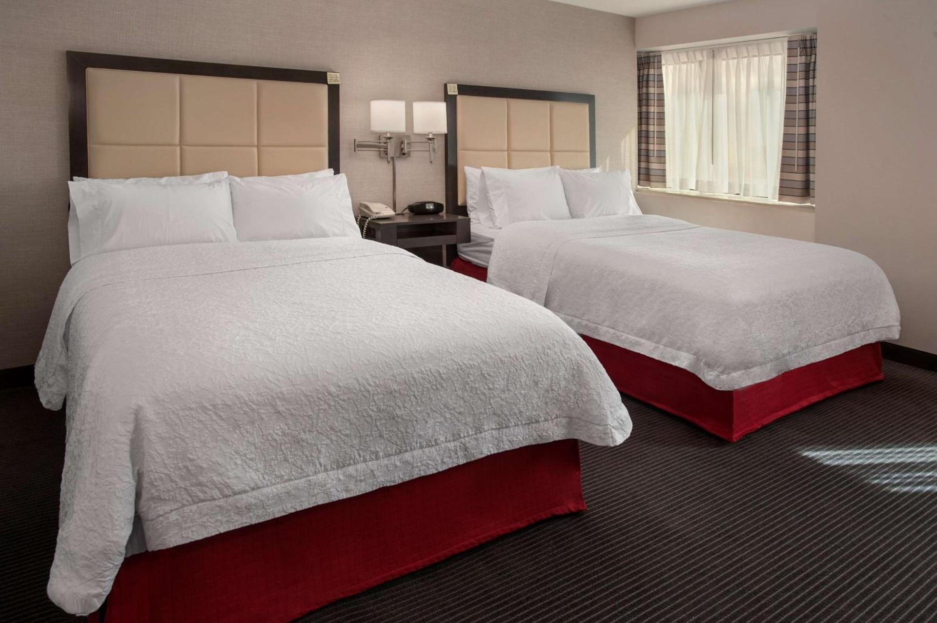 Hampton Inn & Suites Milwaukee Downtown photo 15