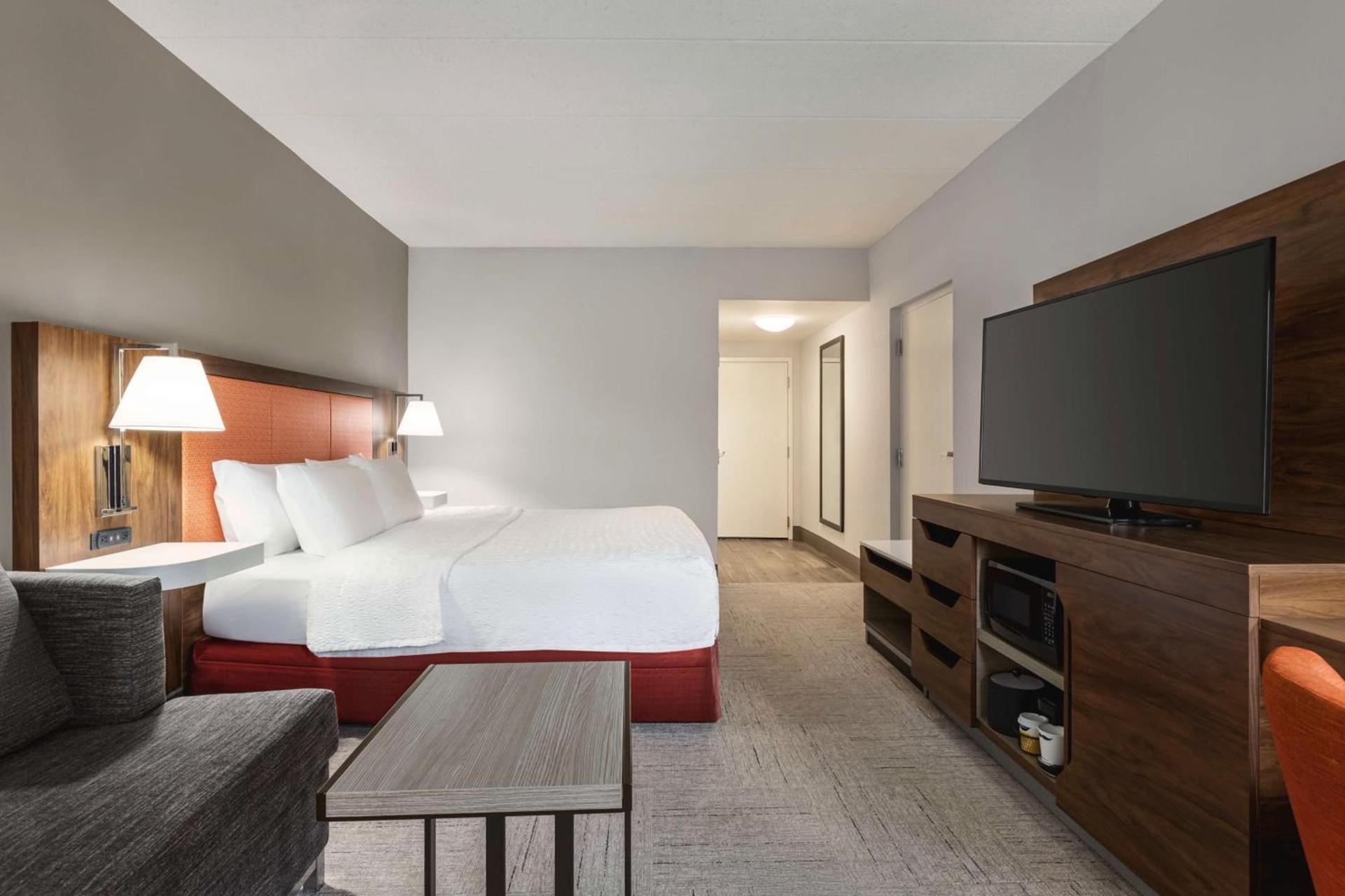 Hampton Inn Quakertown photo 14