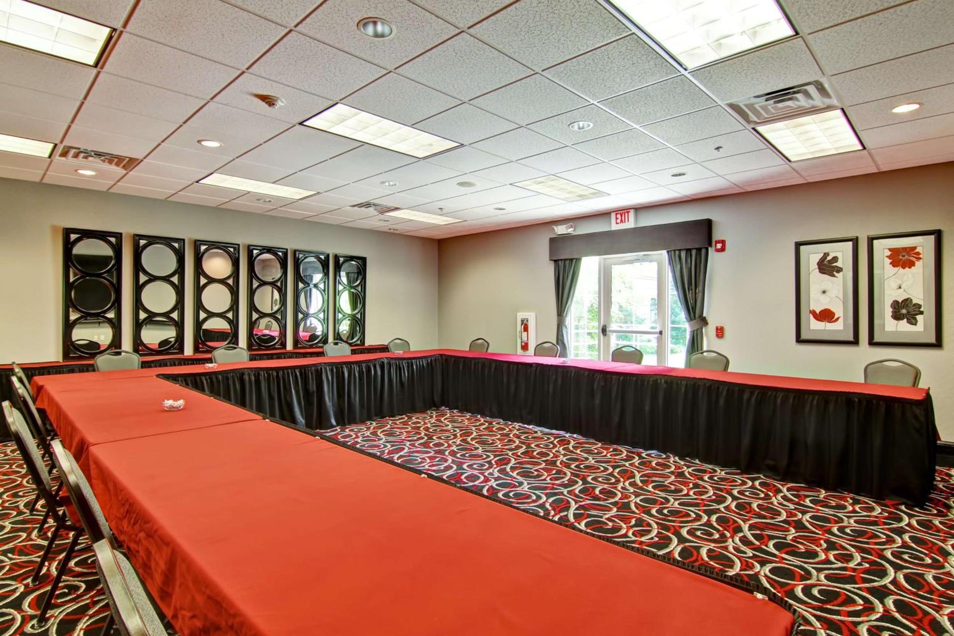 Homewood Suites by Hilton Leesburg photo 27