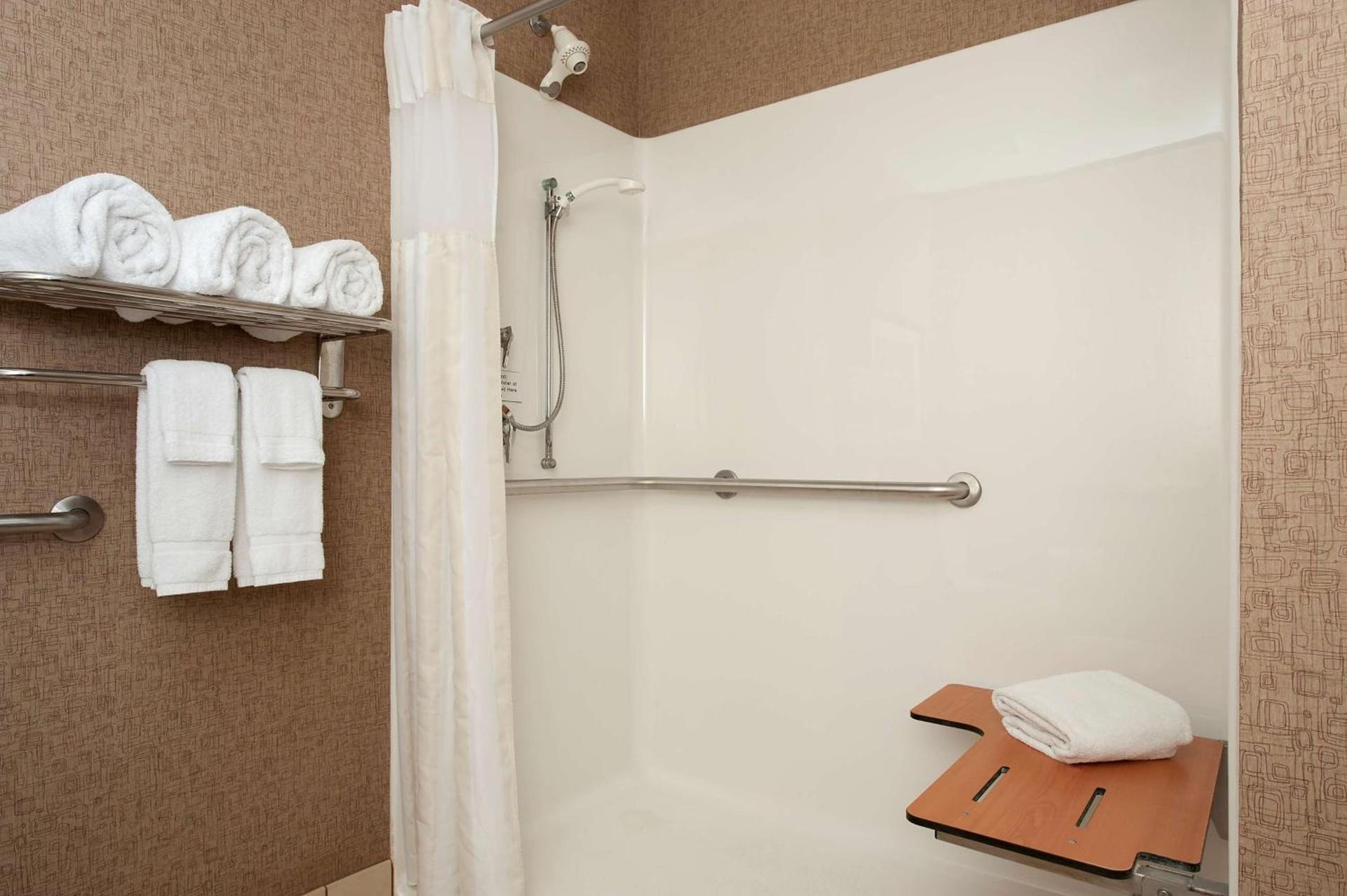 Hilton Garden Inn Columbus Edinburgh photo 10